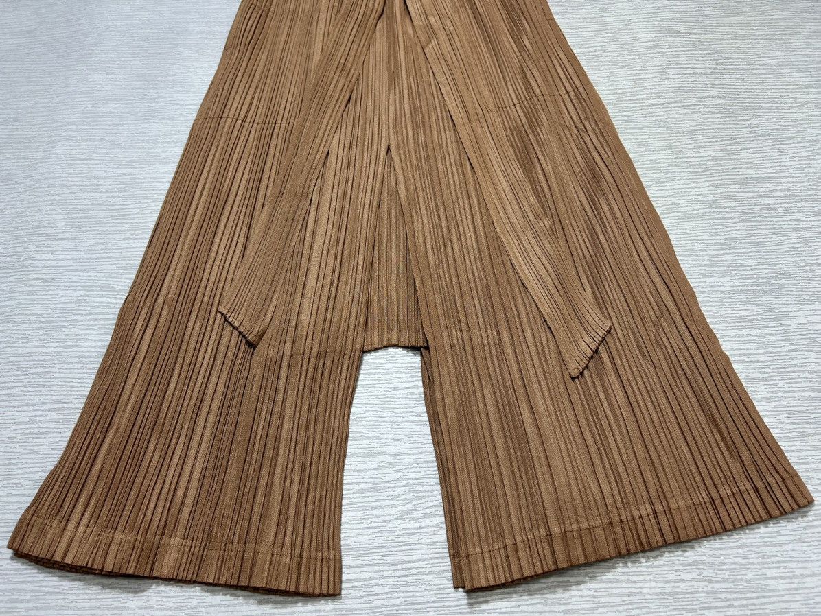 Issey Miyake Issey Miyake PleatsPlease Drop Crotch Belted Pleated Trouser Size 26" / US 2 / IT 38 - 6 Thumbnail