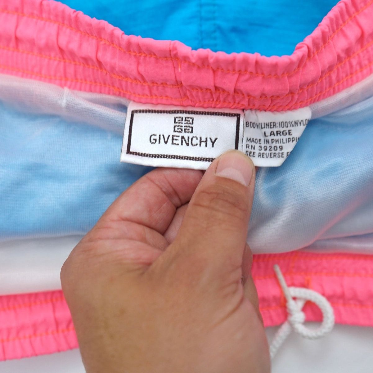 Givenchy Vintage 90's Givenchy Swim Trunks Shorts Men's Large Size US 34 / EU 50 - 3 Thumbnail