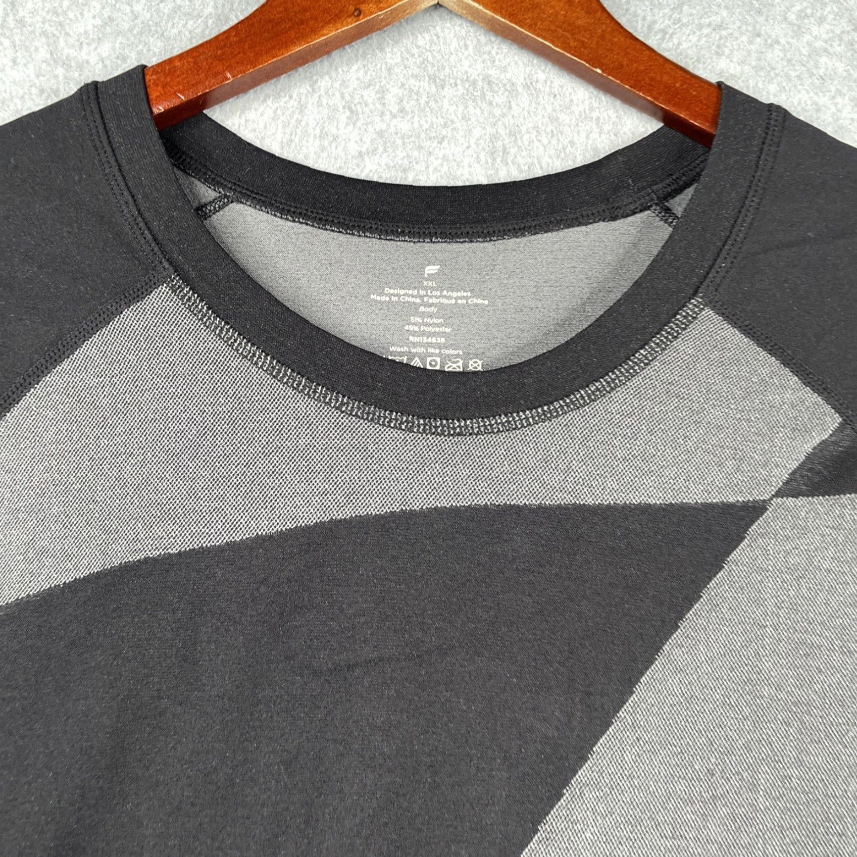Fabletics Fabletics Long Sleeve Gym Shirt Mens 2XL Black Polyester Blend Athletic Stretch Pullover Crew Neck Size US XXL / EU 58 / 5 - 3 Thumbnail