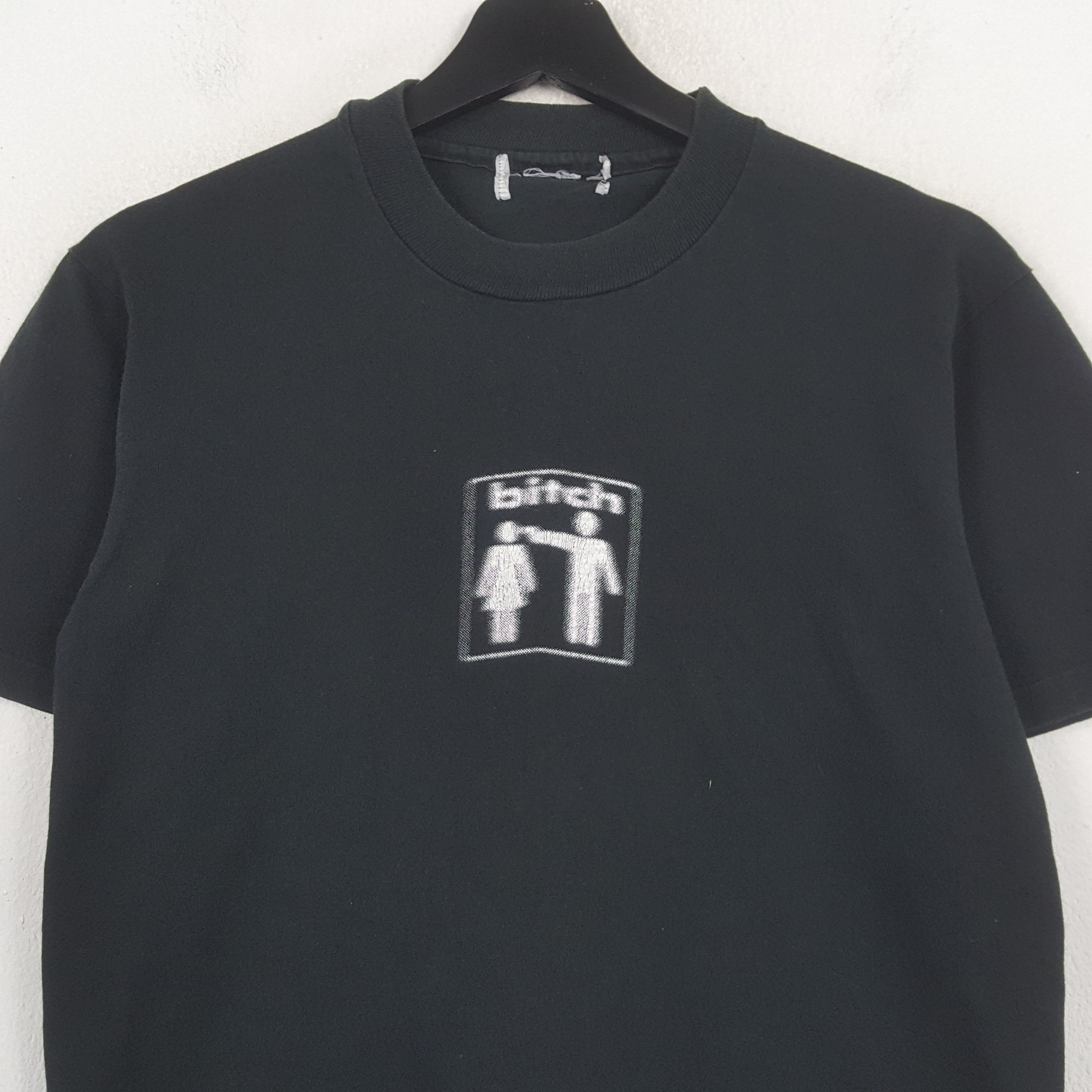 Vintage Bitch Skateboard Streetwear Style Tshirt RR16 Size US S / EU 44-46 / 1 - 2 Thumbnail