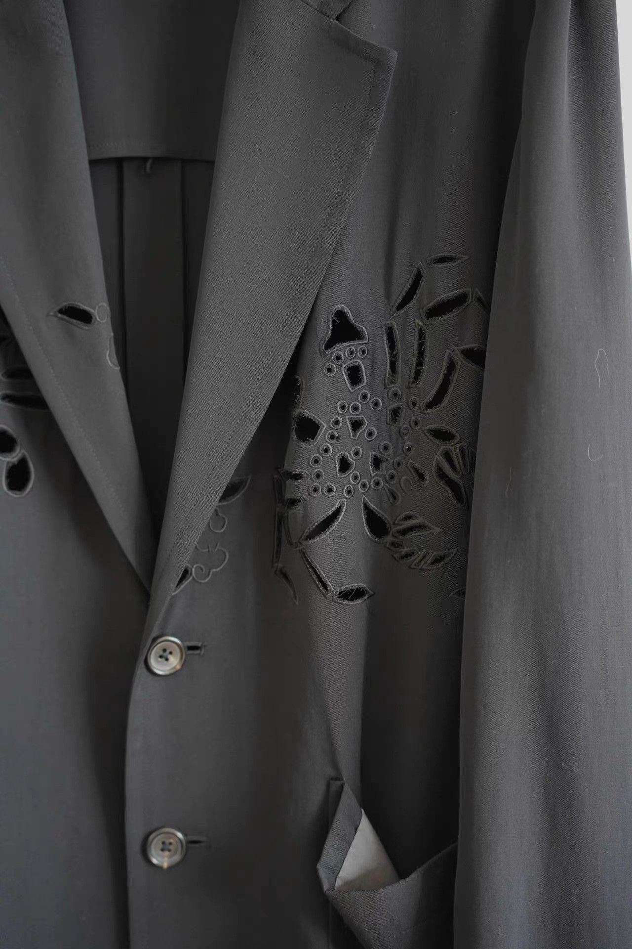 Yohji Yamamoto Yohji Yamamoto 96ss "Flower and Boy" Crab Cutout Blazer K4 Size US M / EU 48-50 / 2 - 4 Thumbnail