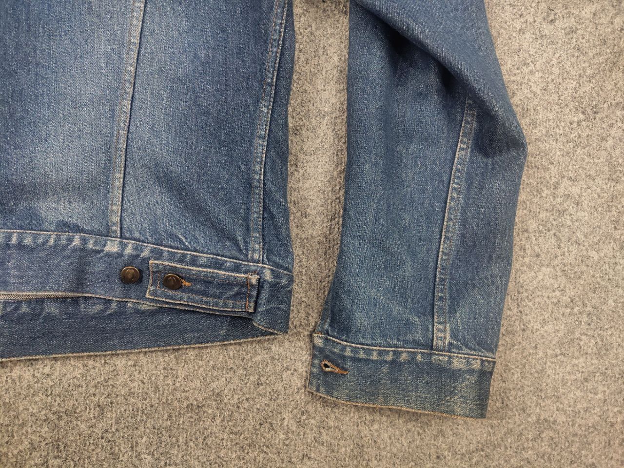 Roberto Cavalli Vintage 90's Just Cavalli Roberto Faded denim trucker Jacket Size US L / EU 52-54 / 3 - 10 Thumbnail