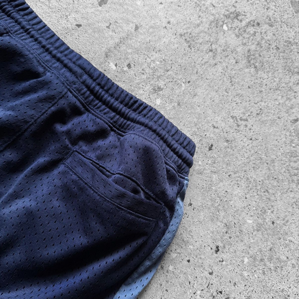 Jordan Brand Air Jordan Boys Vintage Navy Blue Track Pants Pockets Logo Size US 26 / EU 42 - 6 Thumbnail
