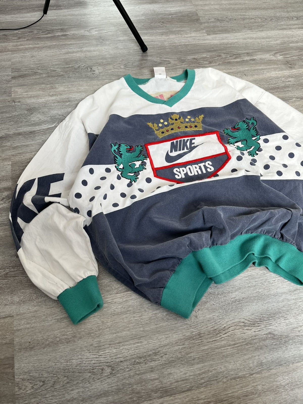 Nike × Vintage vintage 80’ crewneck sweatshirt nike sports Size US L / EU 52-54 / 3 - 2 Thumbnail