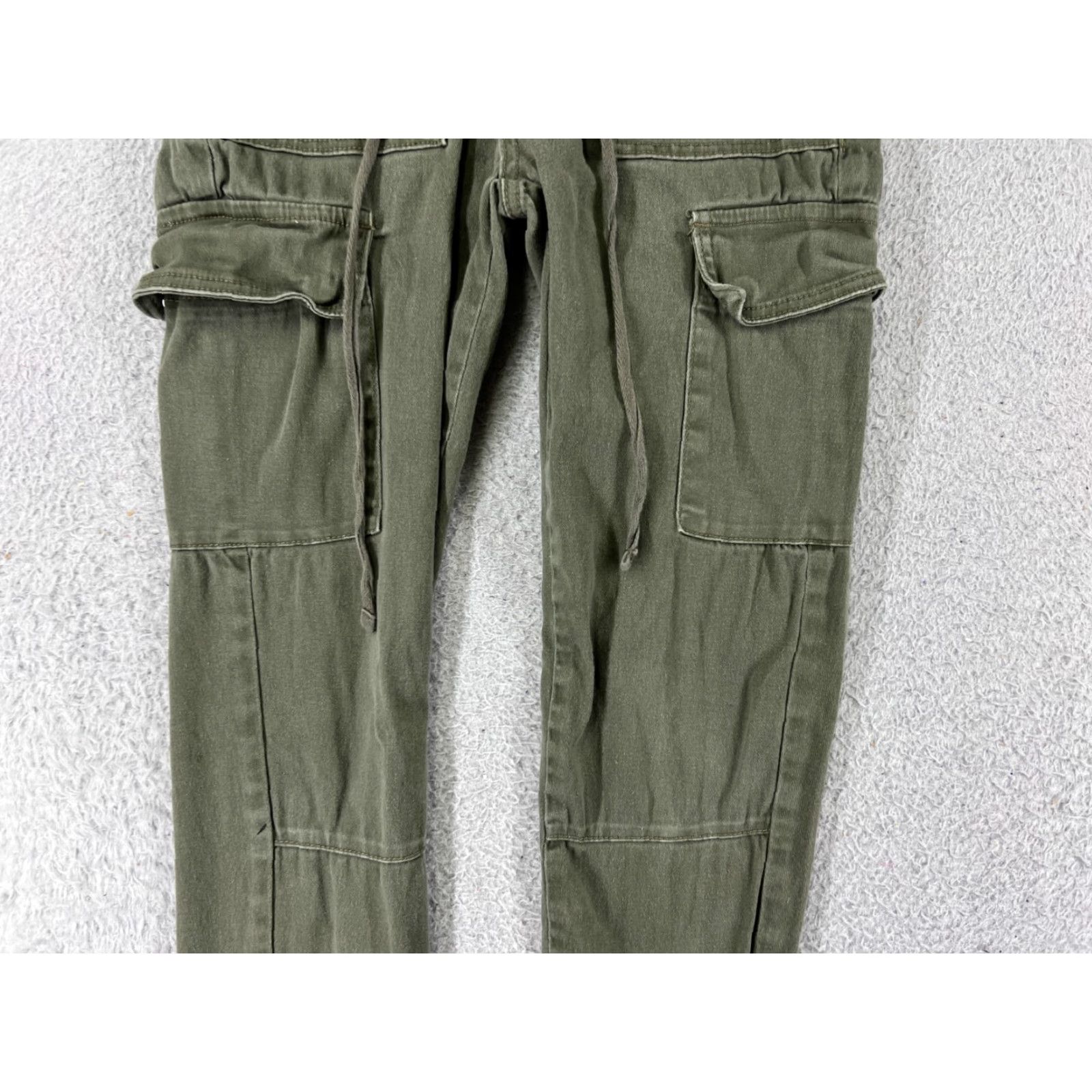 Almost Famous Almost Famous Green Army Cargo Pants Women's 3 Regular Tapered Ankle Zip Cotton Blend 25in Inseam Size 26" / US 2 / IT 38 - 6 Thumbnail