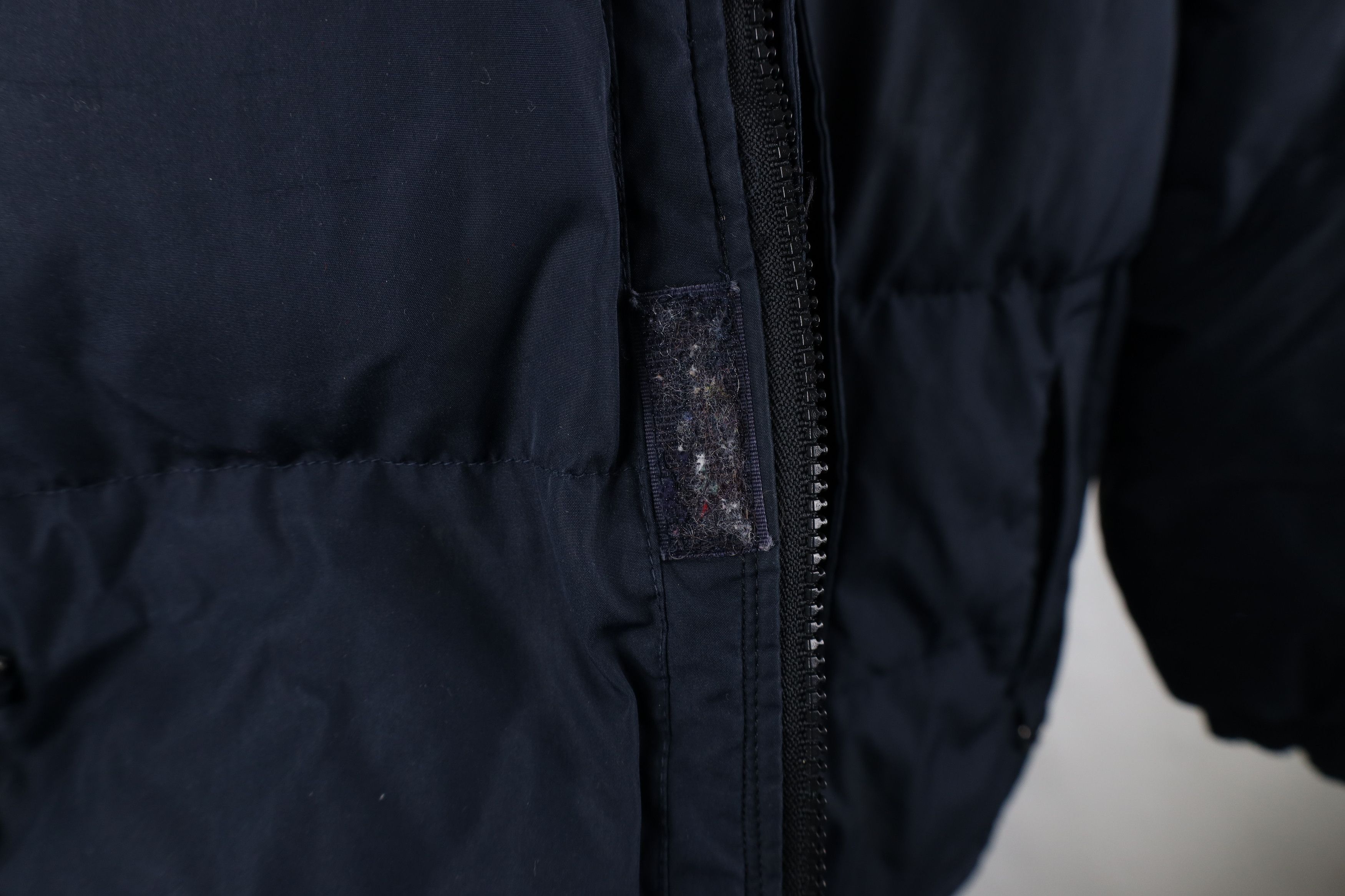 Vintage Vintage 90s Roots Athletics Down Feather Puffer Jacket AS IS Size US M / EU 48-50 / 2 - 6 Thumbnail