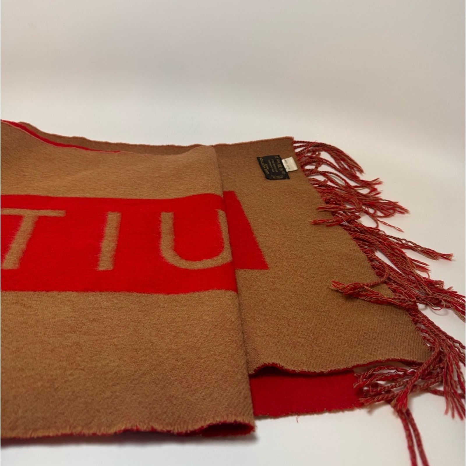 Louis Vuitton Louis Vuitton Red & Camel Double Sided 100% Cashmere Scarf Size ONE SIZE - 11 Thumbnail