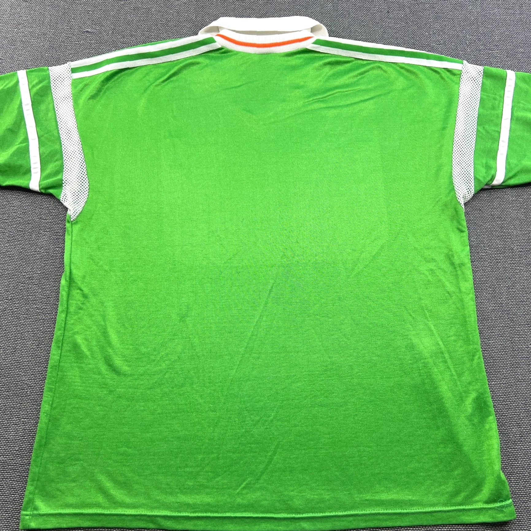 Adidas VINTAGE adidas Ireland 1988 1989 1990 Home Football Jersey Mens XL Green Adidas Jersey Mens XL Green Football Size US XL / EU 56 / 4 - 3 Thumbnail