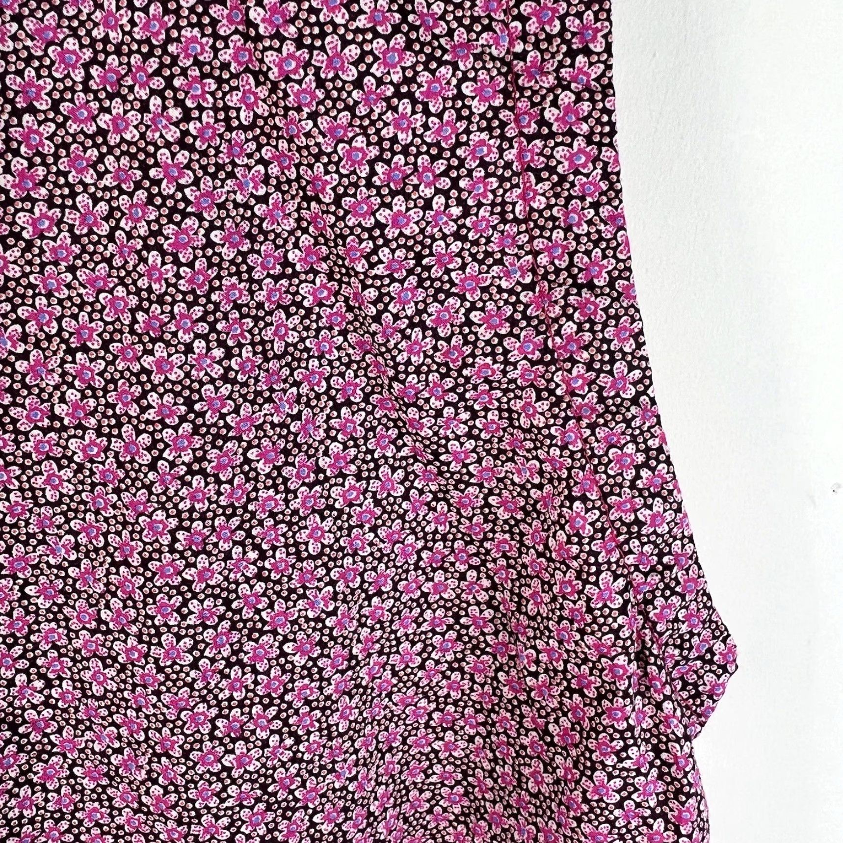 Pinko Handmade Floral Tank Top Women Pink Size M Cotton Sleeveless V-Neck Tunic Adult M Womens Tank 80s 90s Flower Theme Size M / US 6-8 / IT 42-44 - 4 Thumbnail