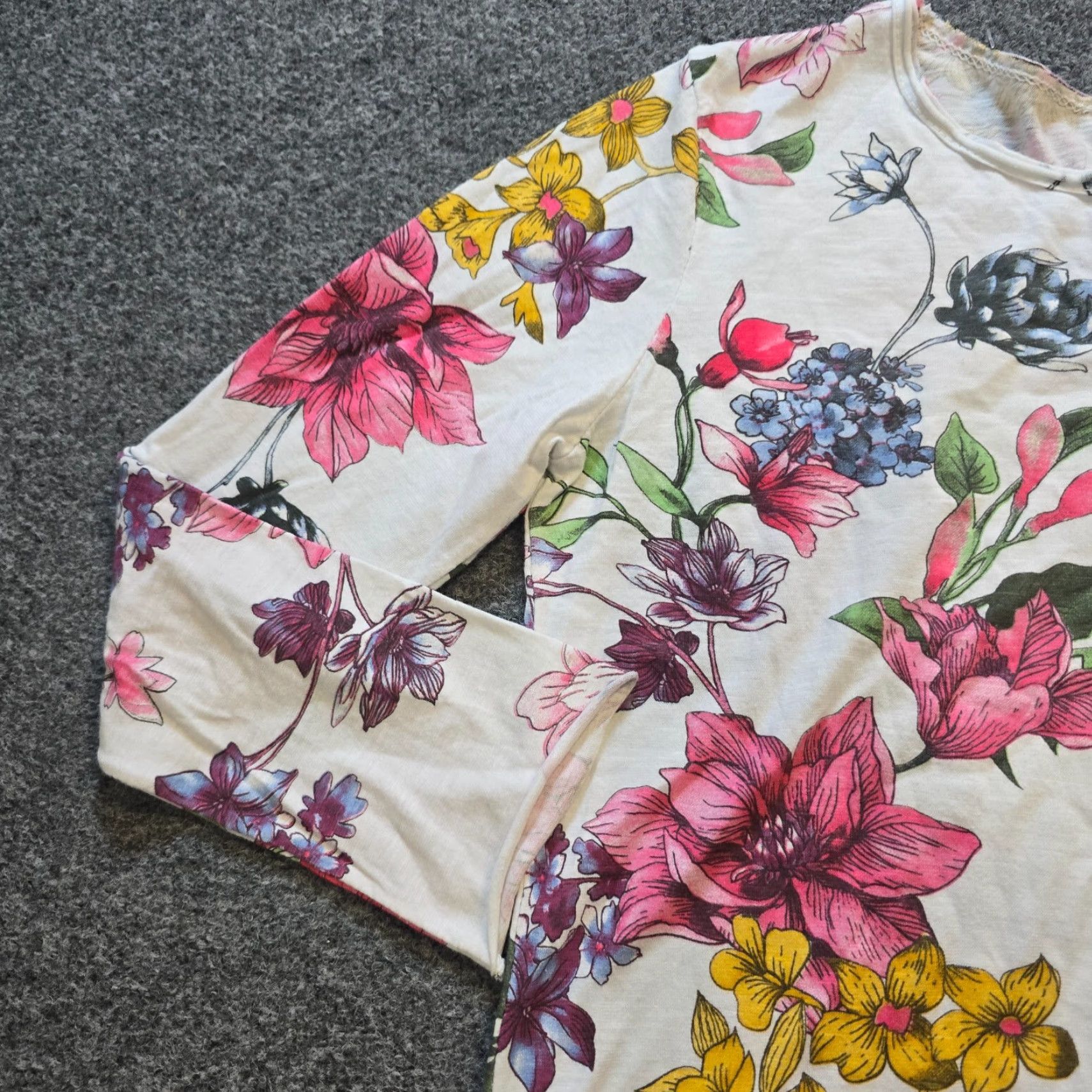 Vintage Tempo Paris Top Womens Size S White Pink Floral Henley Long Sleeve Casual Shirt Size S / US 4 / IT 40 - 3 Thumbnail