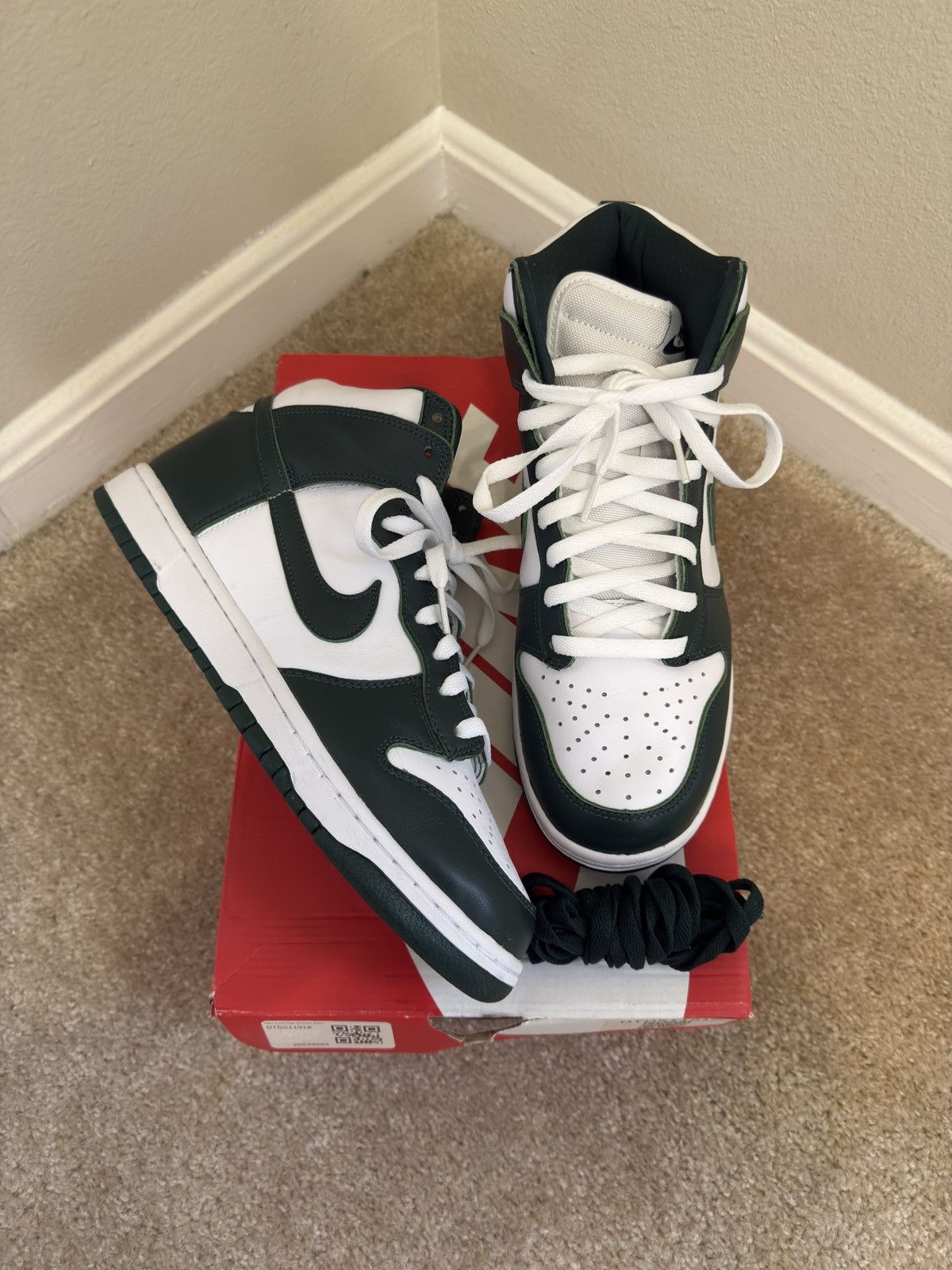 Nike Nike Dunk High “Spartan Green” Size US 10 / EU 43 - 1 Thumbnail