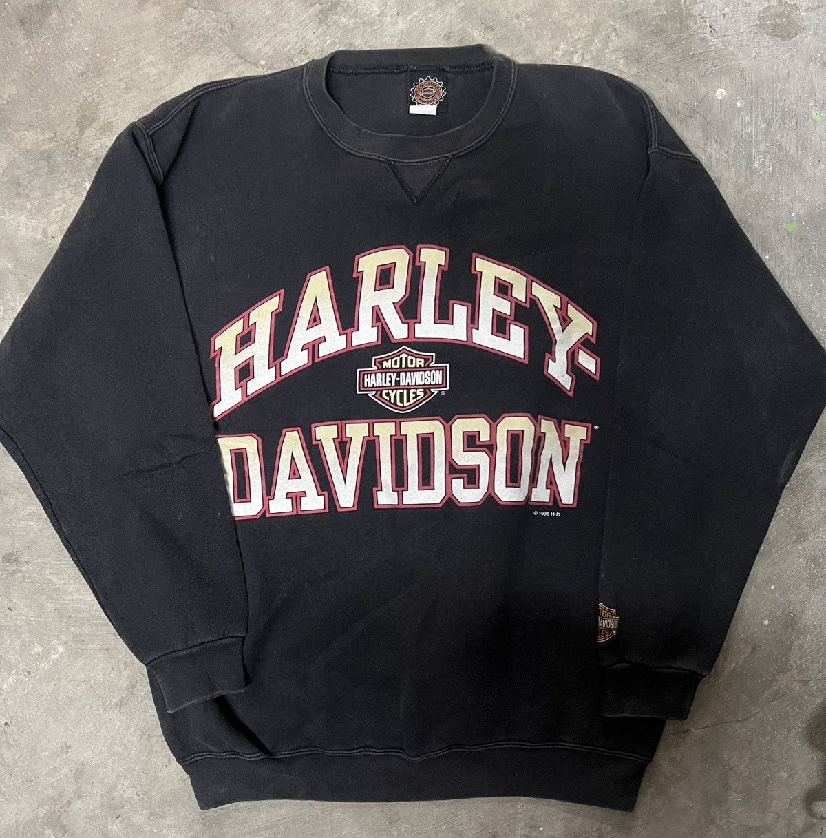 Harley Davidson HARLEY DAVIDSON Black Crewneck Grunge Sweatshirt Big Logo Size US L / EU 52-54 / 3 - 1 Thumbnail