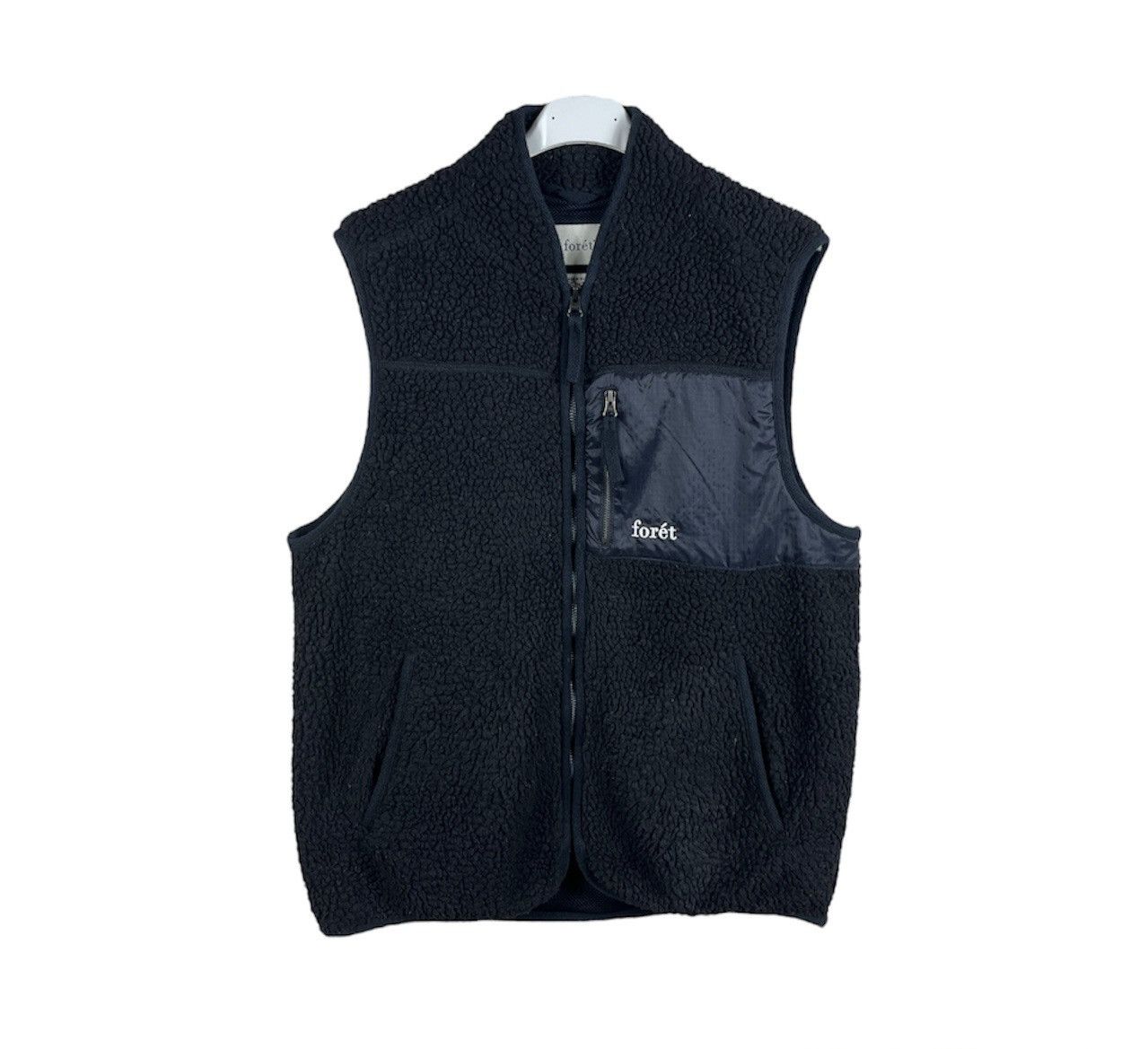 image of Forét Sherpa Howl Fleece Vest Jacket Sleeveless Bear Foret in Black, Men's (Size Medium)