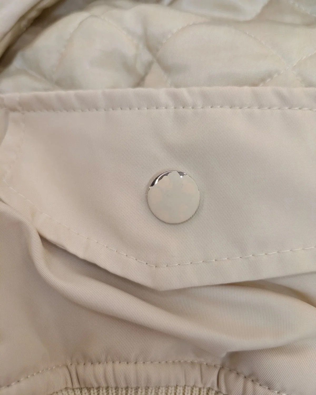 Coperni Coperni Cut-Out Cropped Twill Bomber Jacket in Cream Size XS / US 0-2 / IT 36-38 - 5 Thumbnail