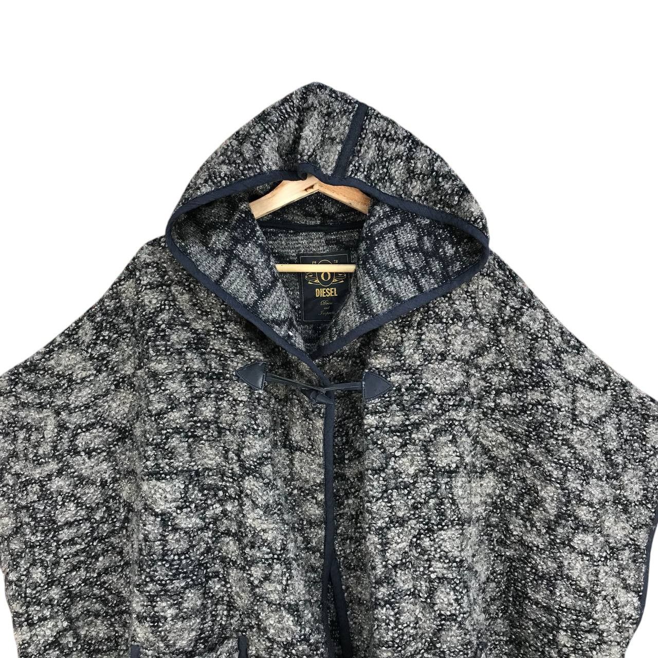 Diesel Black Gold DIESEL GOLD PONCHO CLOAK CAPE BATMAN KNITTED MOHAIR Size US S / EU 44-46 / 1 - 5 Thumbnail