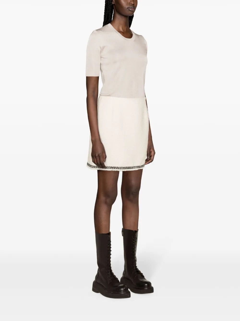 Moncler o1y1125 Mini Skirt in Ivory Size 27" / US 4 / IT 40 - 2 Thumbnail