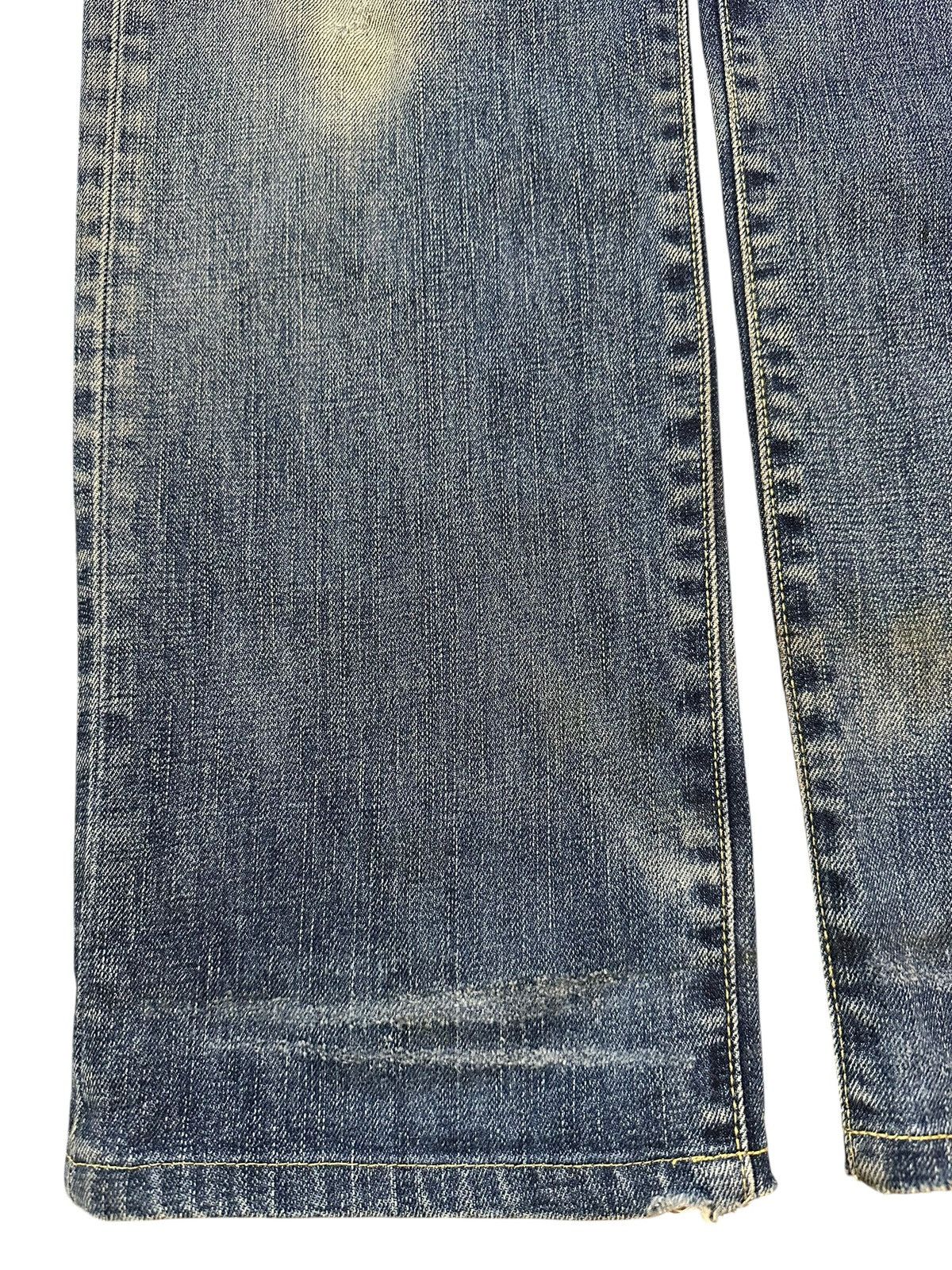 Uniqlo Vintage Japanese Uniqlo Mud Faded Wash Distress Style Jeans Size US 31 - 7 Thumbnail
