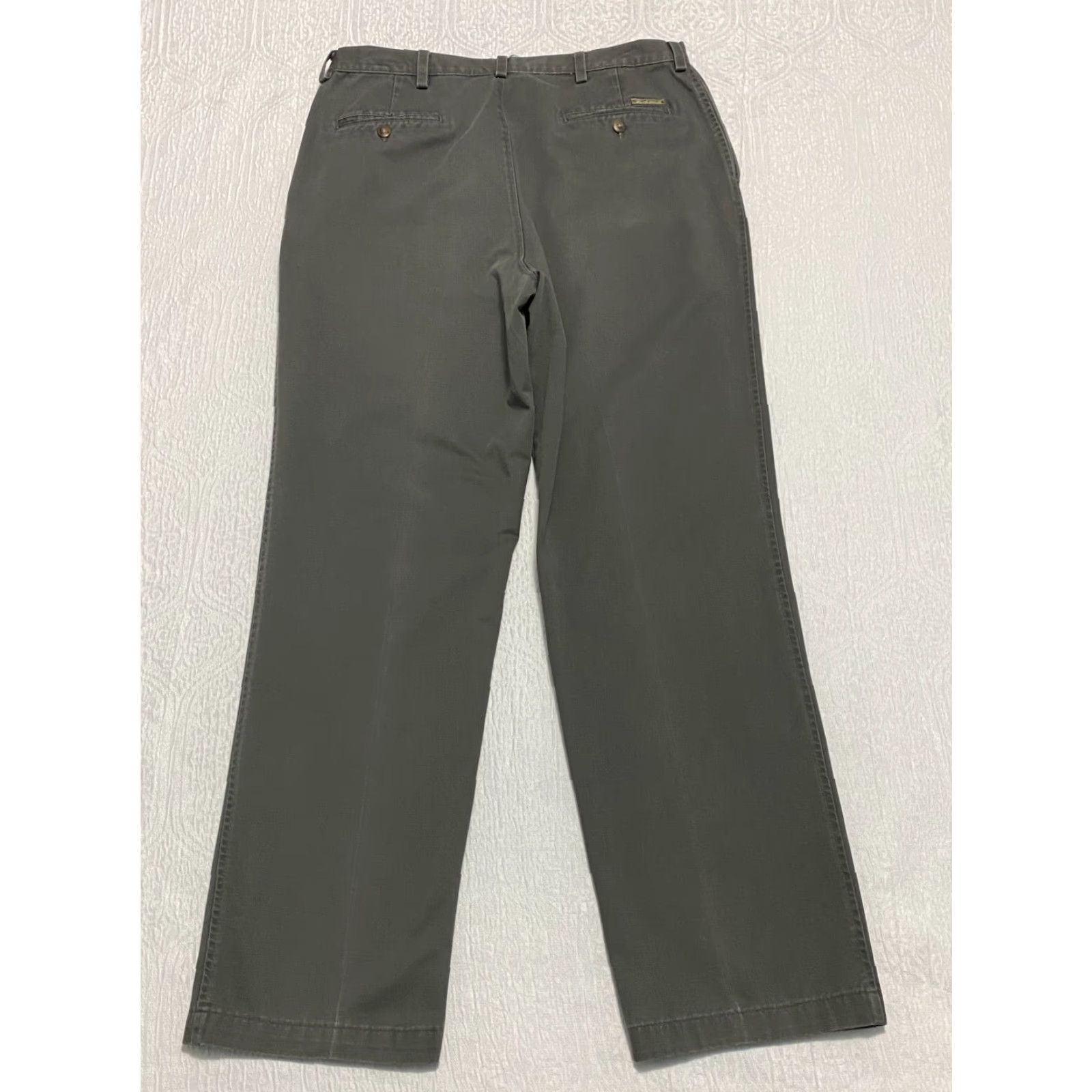 Haggar Haggar Chino Pants Men 36x31 Gray Regular Flat Front Button Zip Inseam 31 Waist 36 Size US 36 / EU 52 - 4 Thumbnail