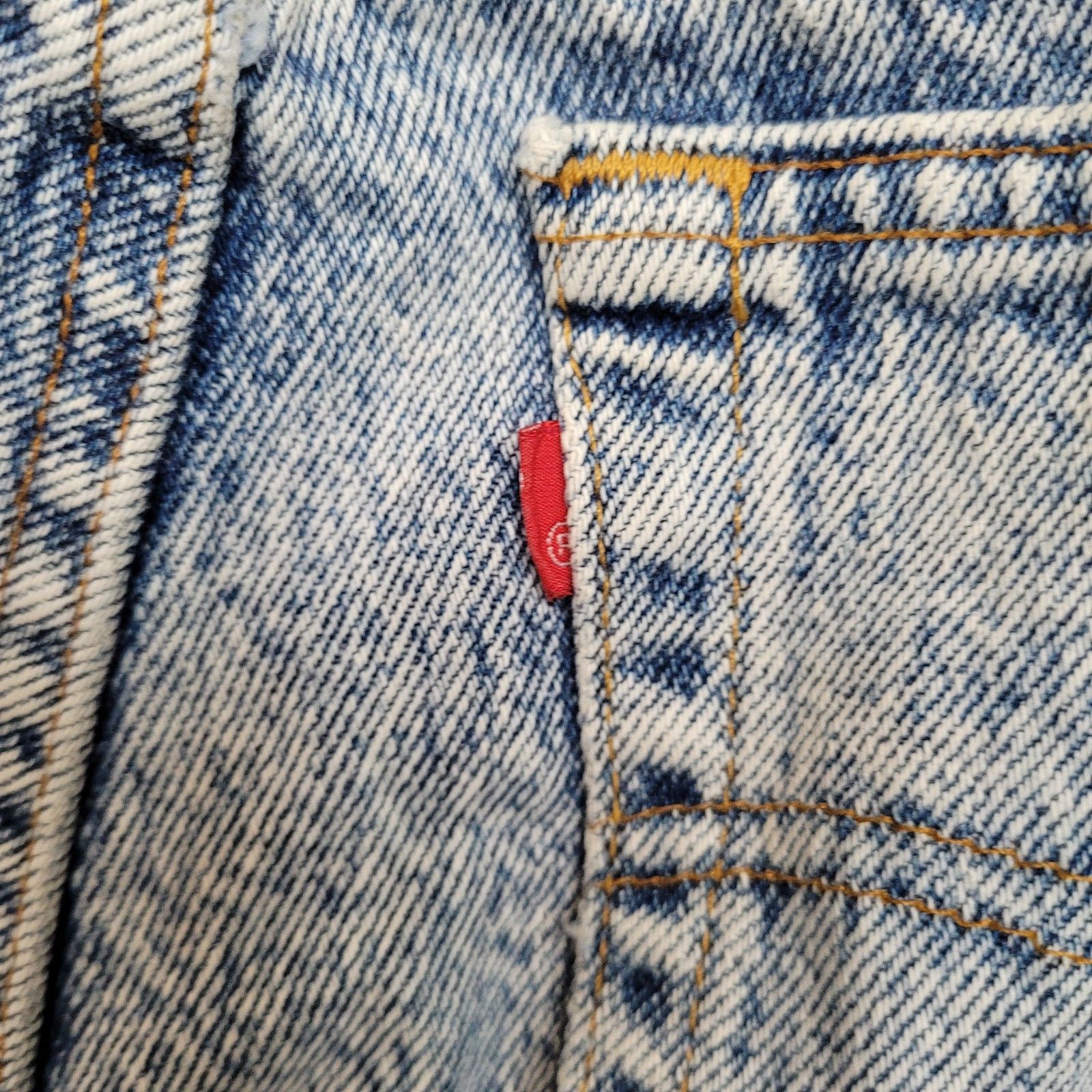 Levi's Vintage 90s Levi's 540 Jeans 33x29.5 USA Baggy Acid-Wash Size US 33 - 7 Thumbnail