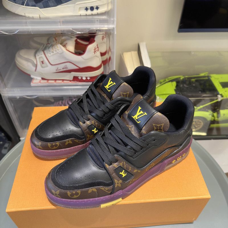 Louis Vuitton Louis Vuitton Trainer Casual Sneakers in Lakers Colorway -2 Size US 8.5 / EU 41-42 - 5 Thumbnail