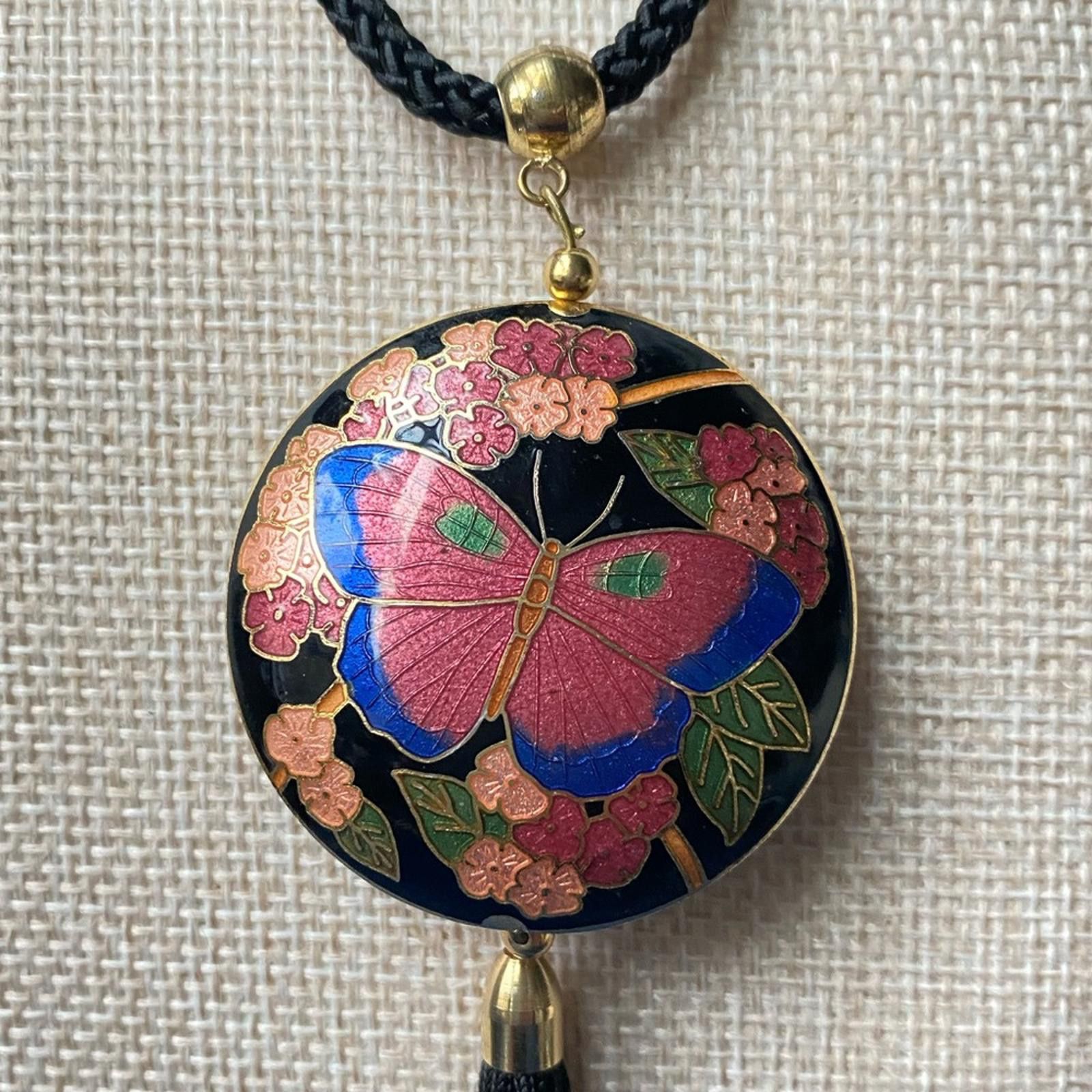 Vintage Vintage Cloisonné Butterfly Pendant Tassel Necklace 70s 80s Size ONE SIZE - 2 Thumbnail