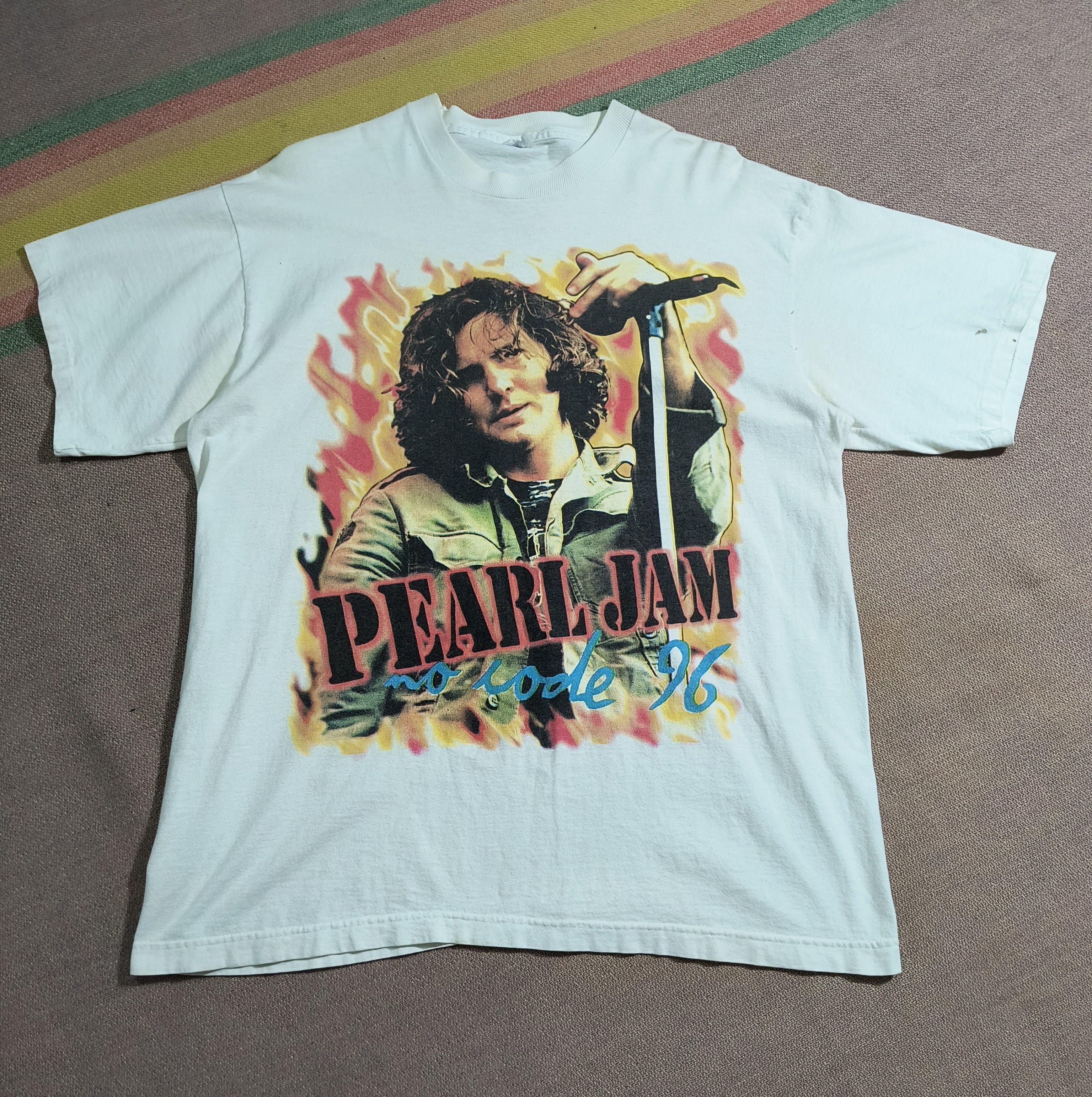Band Tees Vintage Pearl Jam no code 1996 Size US L / EU 52-54 / 3 - 3 Thumbnail