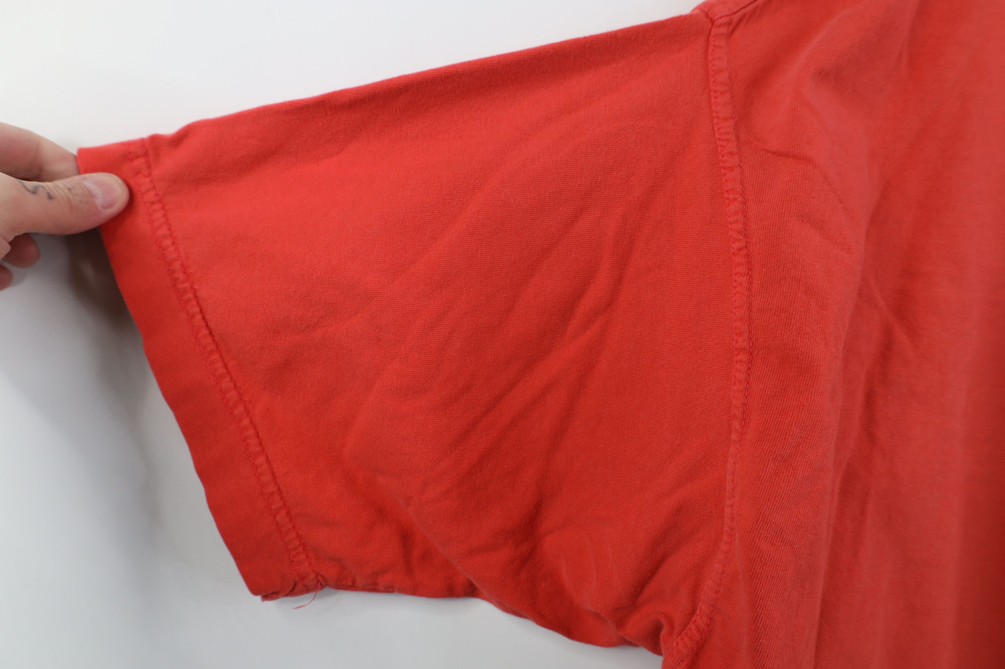 Levi's Vintage 90s Levis Spell Baggy Boxy Fit T-Shirt Salmon Pink Size US M / EU 48-50 / 2 - 7 Thumbnail