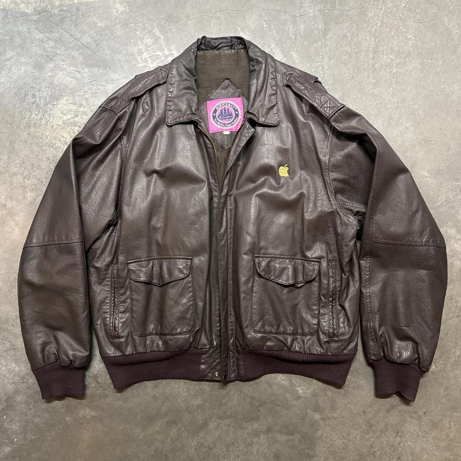 Vintage Vintage 90s Apple Computers Employee Leather Bomber Jacket Size US XL / EU 56 / 4 - 1 Thumbnail