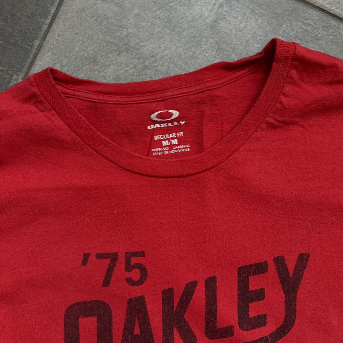 Oakley × Y/Project Vintage Oakley T-shirts Big Logo USA Style Y2K 00s Size US M / EU 48-50 / 2 - 11 Thumbnail