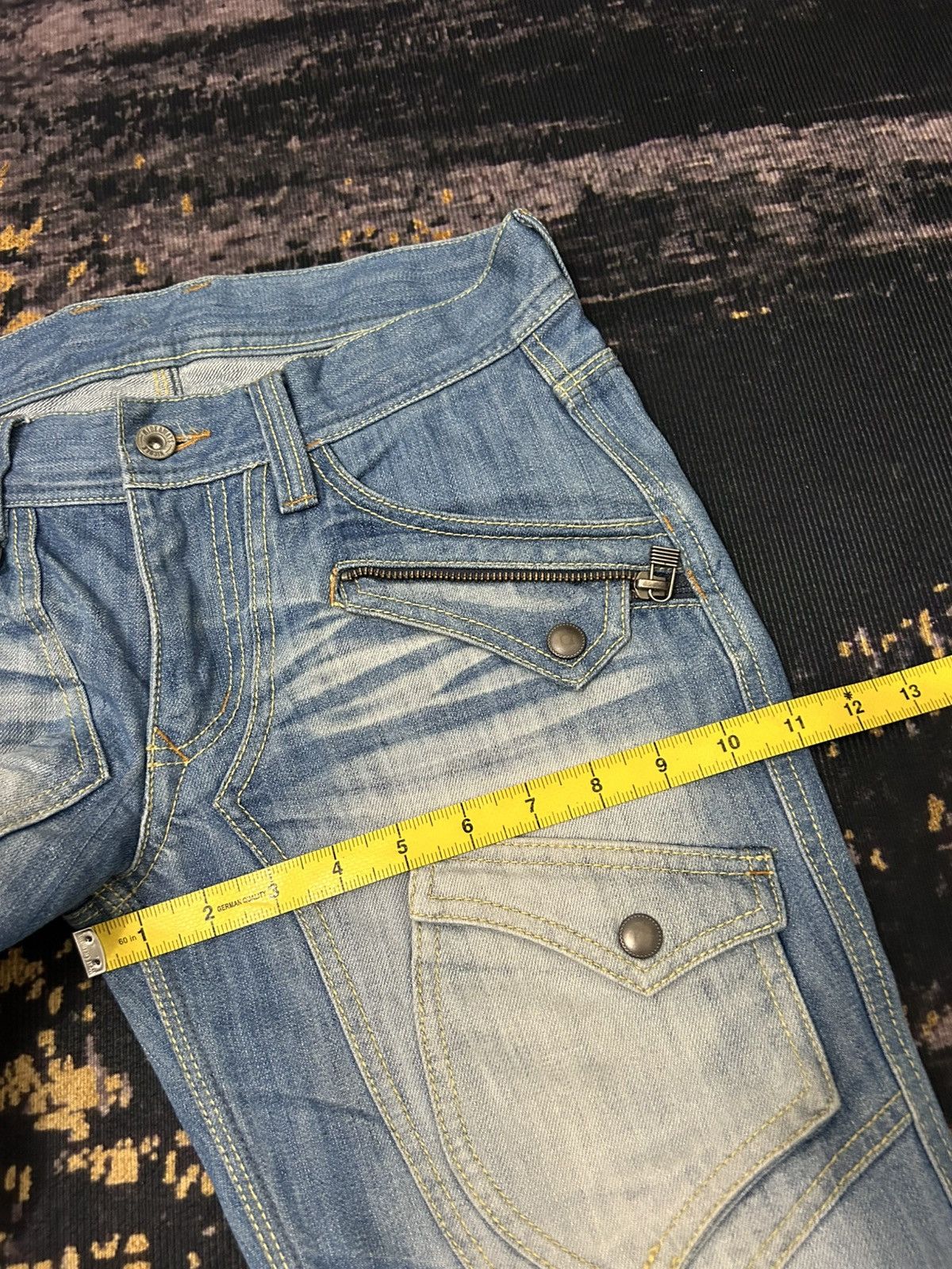 Japanese Brand Hideaways Nicole Multipocket Short Jeans Size US 31 - 15 Thumbnail