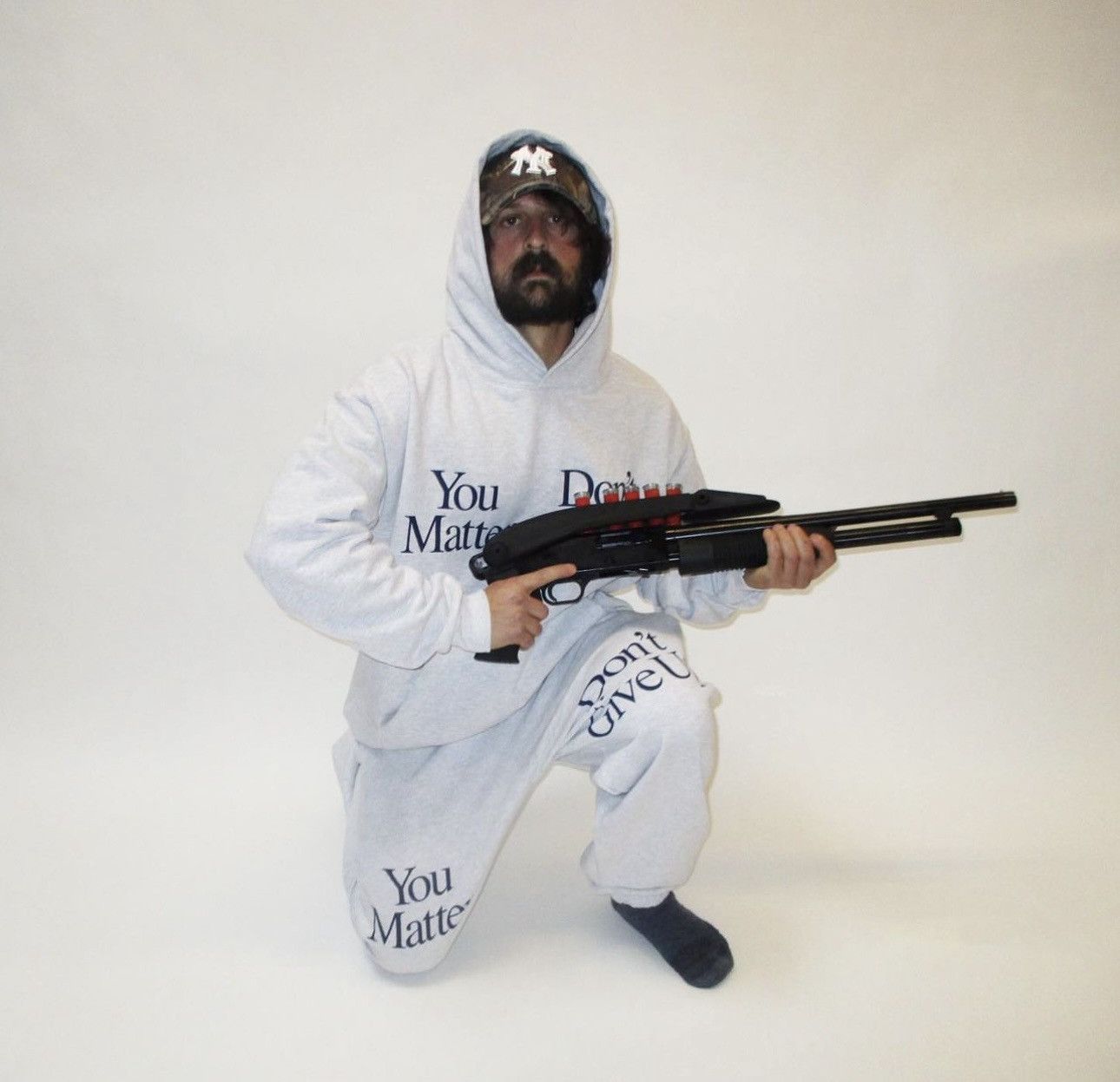 Death Grips × Praying Praying Don't Give Up Sweats you matter narcotics anonymous Size US 40 / EU 56 - 7 Thumbnail