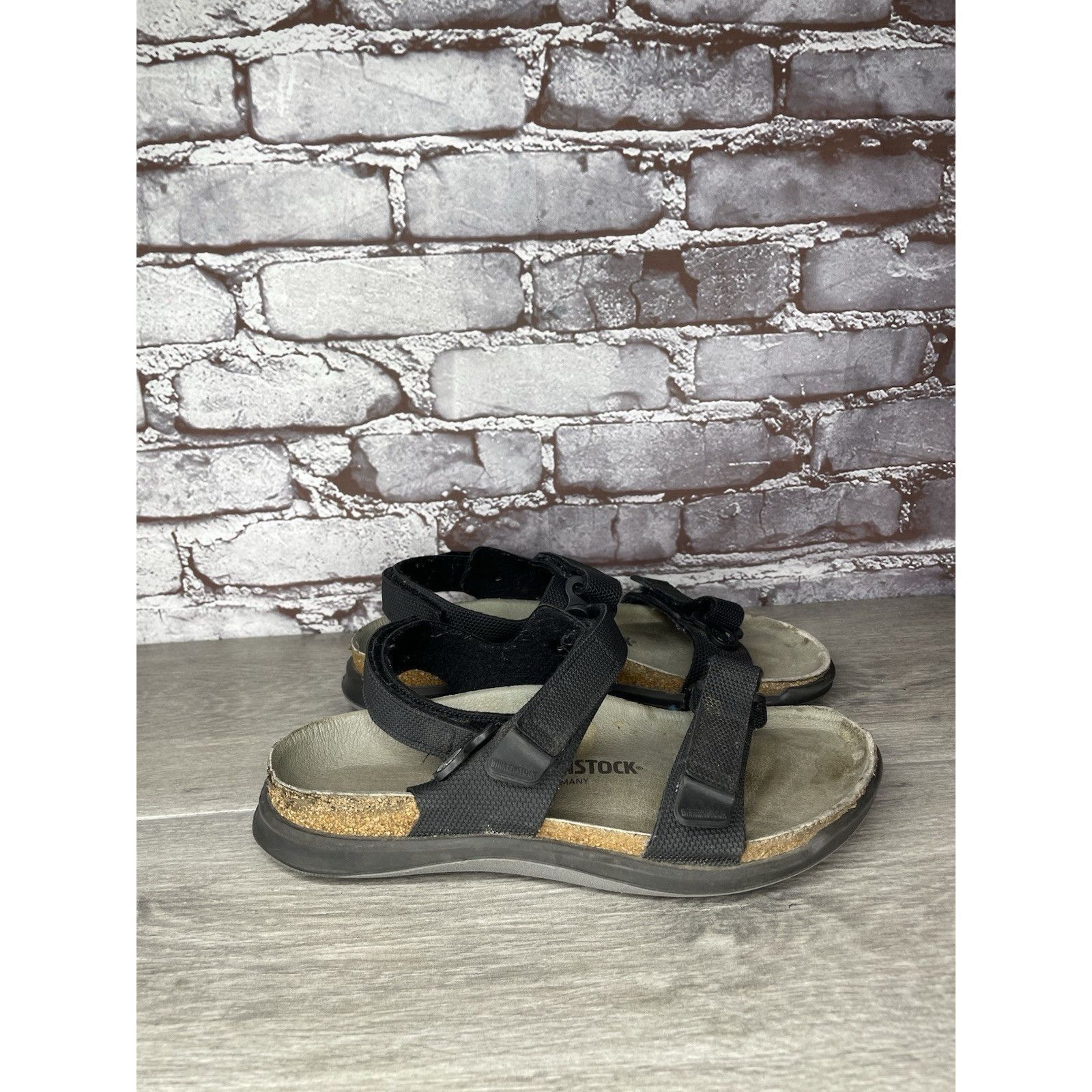 Birkenstock Birkenstock Kalahari Black Cross Country Strap Sandals Women Size US 8 / IT 38 - 3 Thumbnail