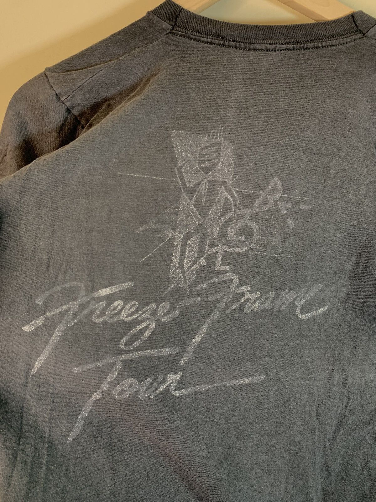 Band Tees × Vintage *RARE* Vintage 1982 J Geils Band Freeze Frame Tour T-Shirt Size US XS / EU 42 / 0 - 4 Thumbnail