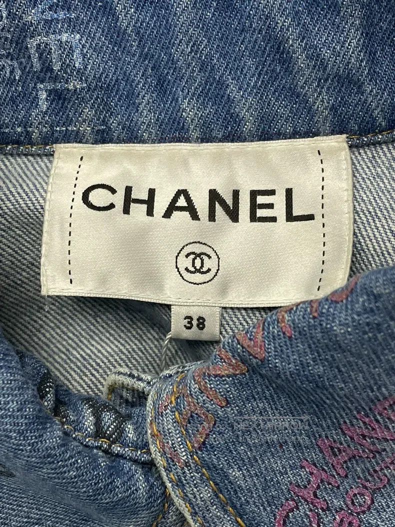 Chanel Chanel Blue letter logo graffiti denim jacket Size XS / US 0-2 / IT 36-38 - 4 Thumbnail