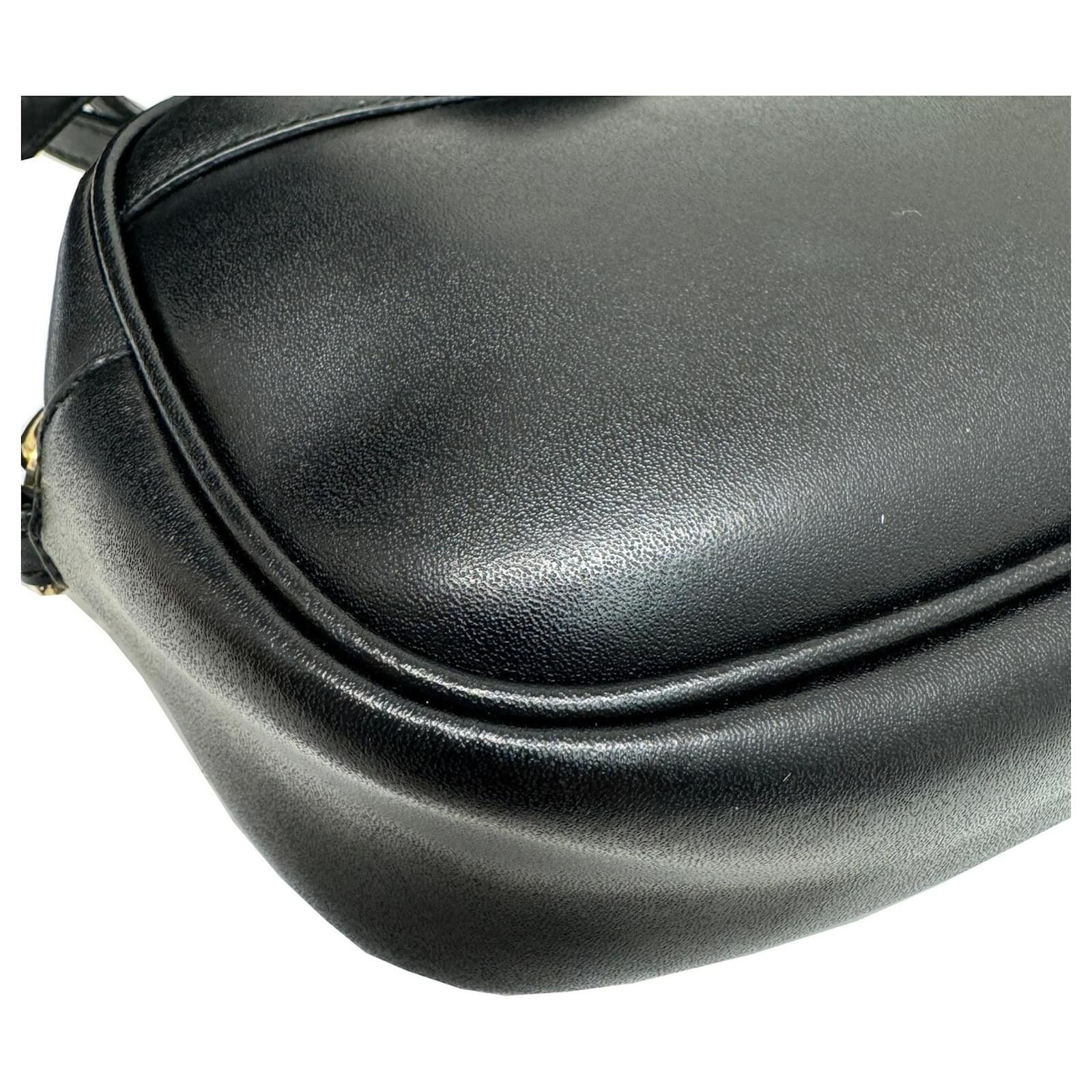 Salvatore Ferragamo o1s1rm0924 Size: OS / Vara Shoulder Bag in Black Size ONE SIZE - 7 Thumbnail