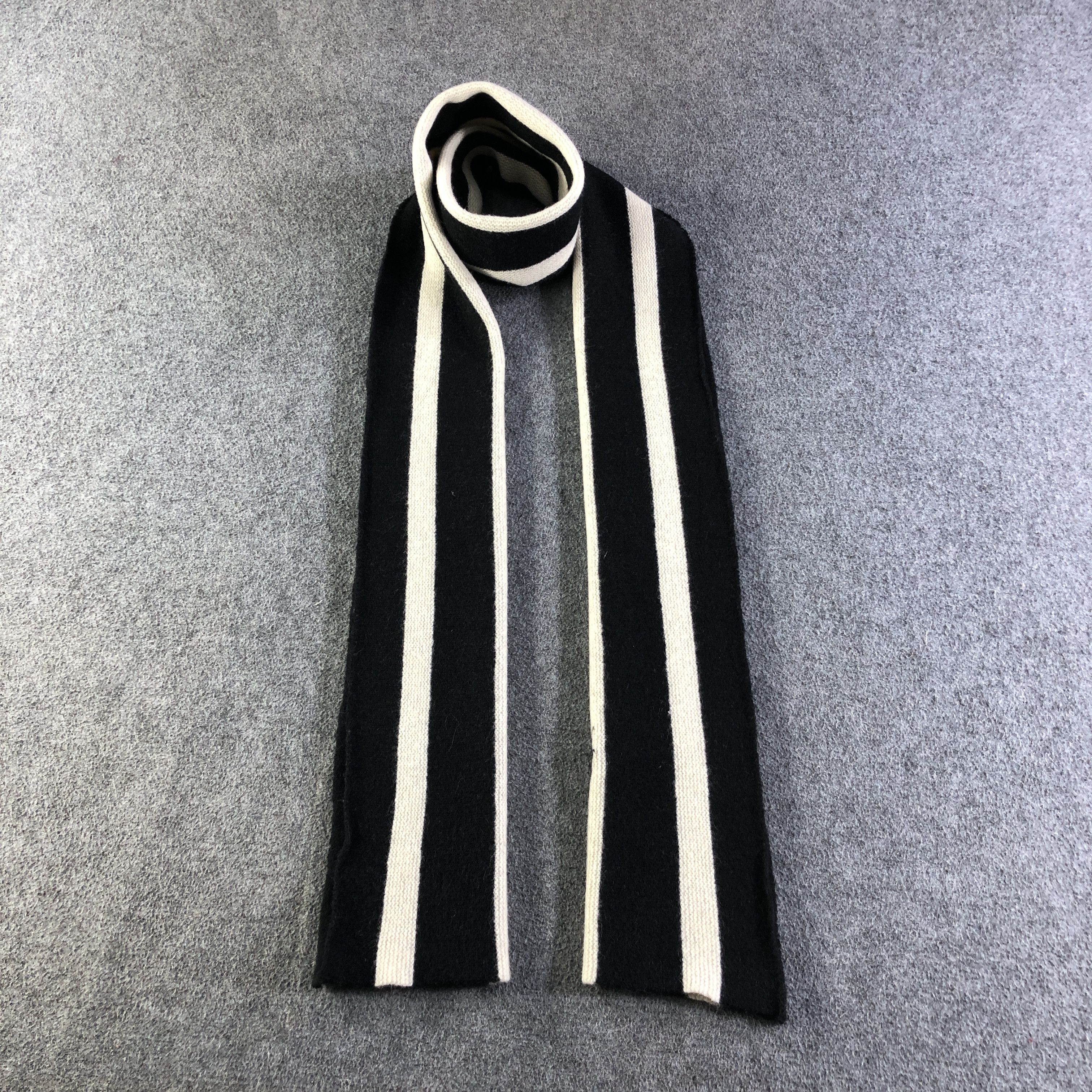 Polo Ralph Lauren Polo Ralph Lauren Striped Wool Scarf Muffler V2718 Size ONE SIZE - 1 Thumbnail