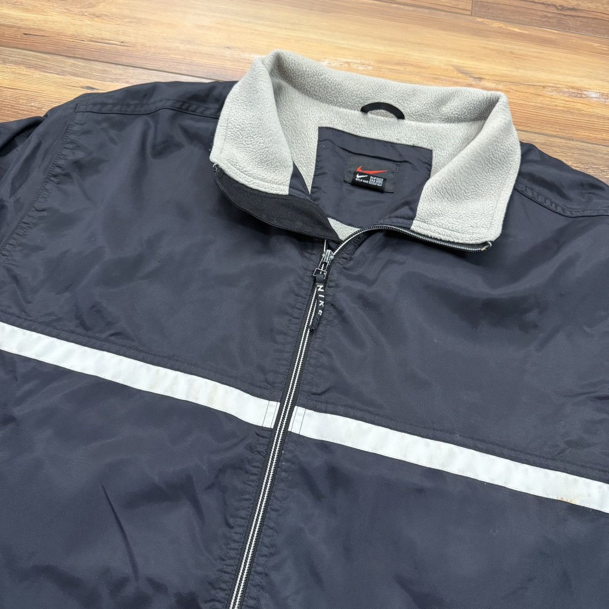 Nike Vintage Black Nike Fleece Lined Heavy Windbreaker Jacket Size US XL / EU 56 / 4 - 2 Thumbnail