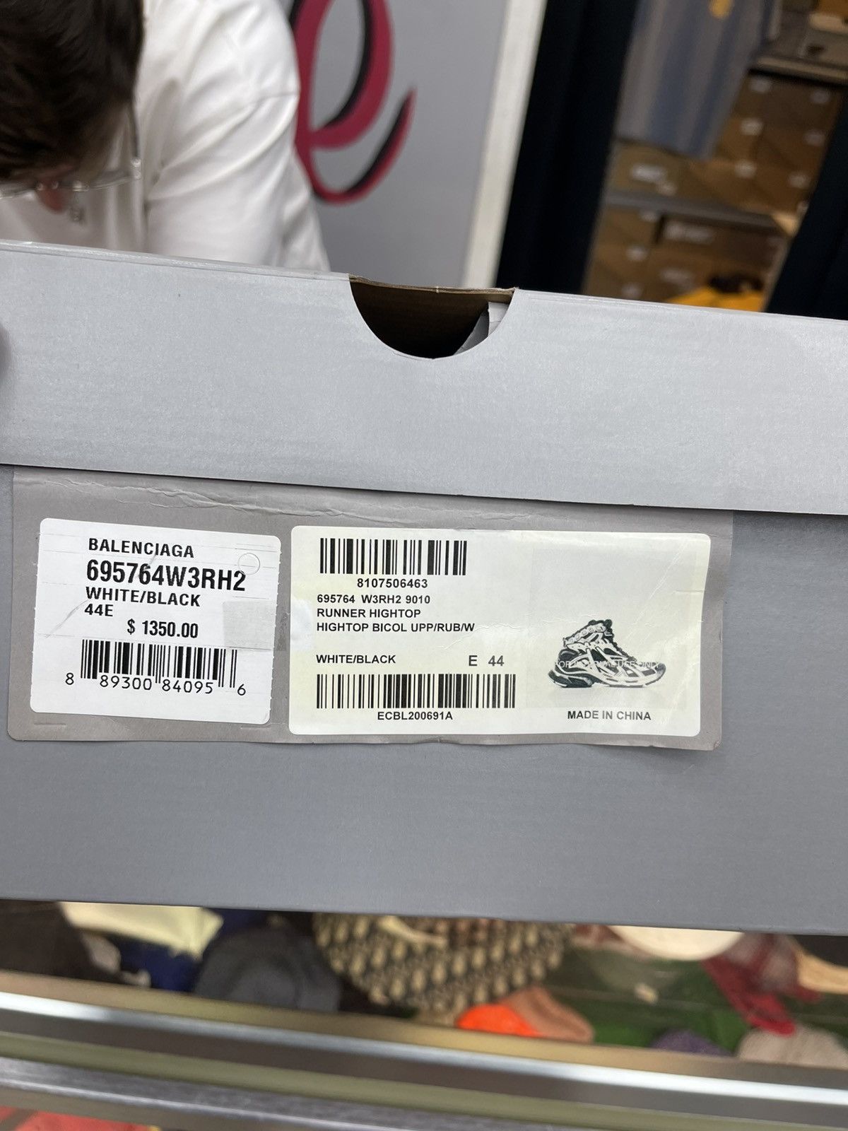 Balenciaga Size 11US/44EU - Balenciaga High Top Sneaker Black Size US 11 / EU 44 - 13 Thumbnail