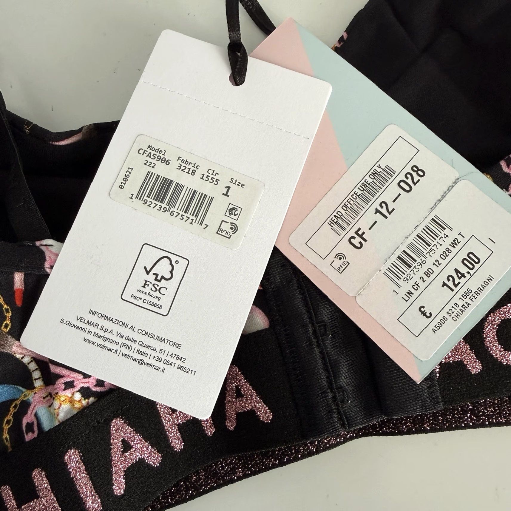Chiara Ferragni **Chiara Ferragni Bustier Bralette Bra Black Logo Print US 32 XS** User: **Chiara Ferragni Bustier Bralette Bra Black Logo Print Size US 32 XS** Size ONE SIZE - 5 Thumbnail