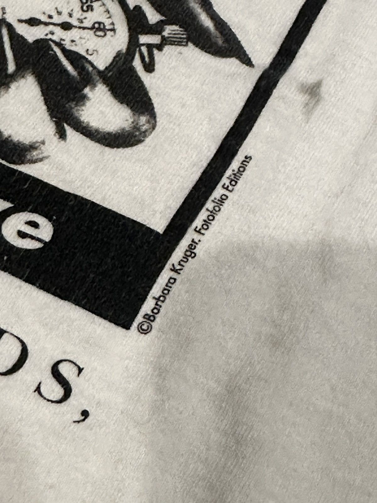 Barbara Kruger × Vintage Vintage 1990’s Barbra Krueger “United Against Aids” Tee Size US L / EU 52-54 / 3 - 3 Thumbnail