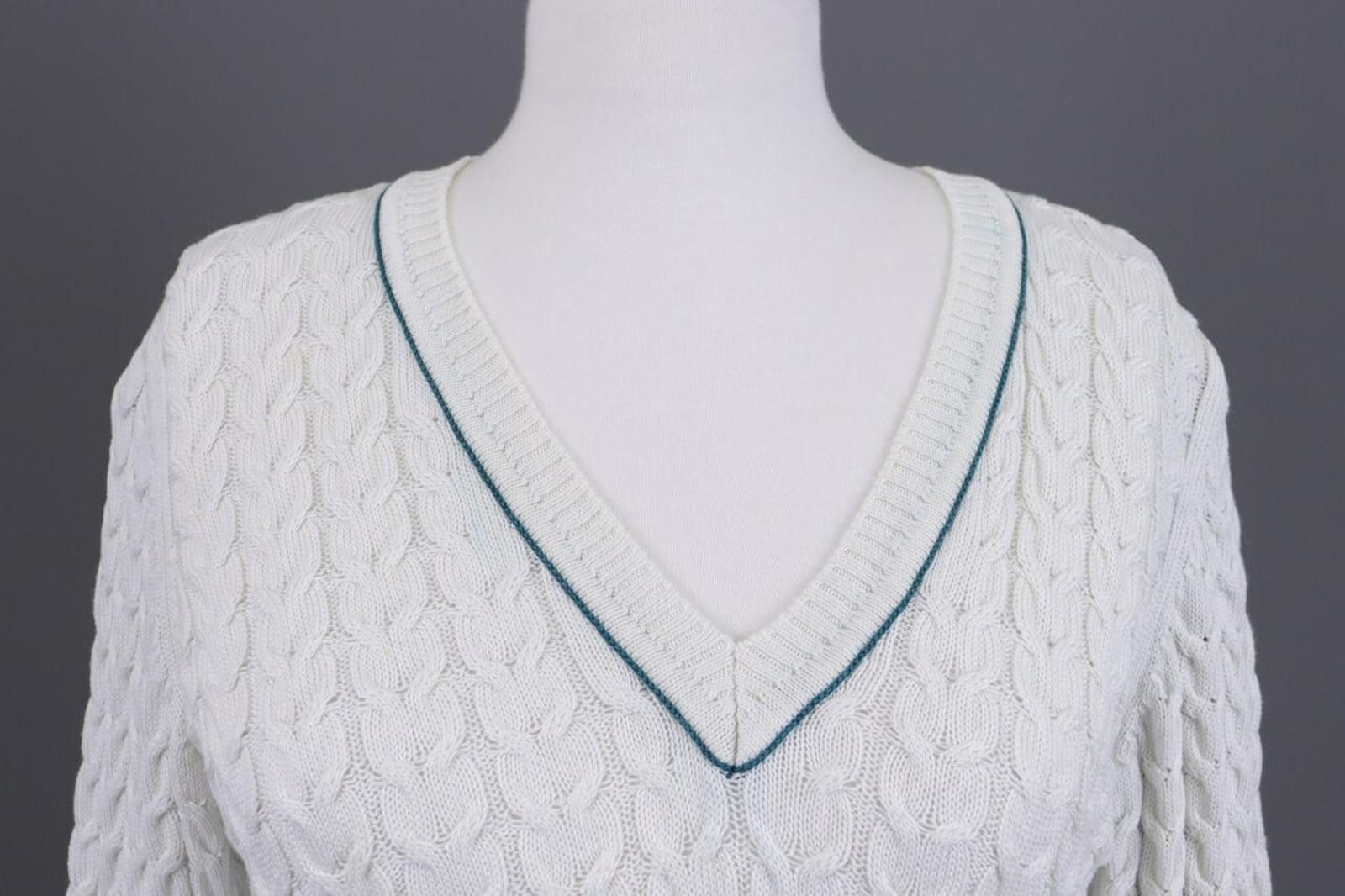 Designer Burberry London White Striped Knit V-Neck Sweater Size 40 Size US M / EU 48-50 / 2 - 5 Thumbnail