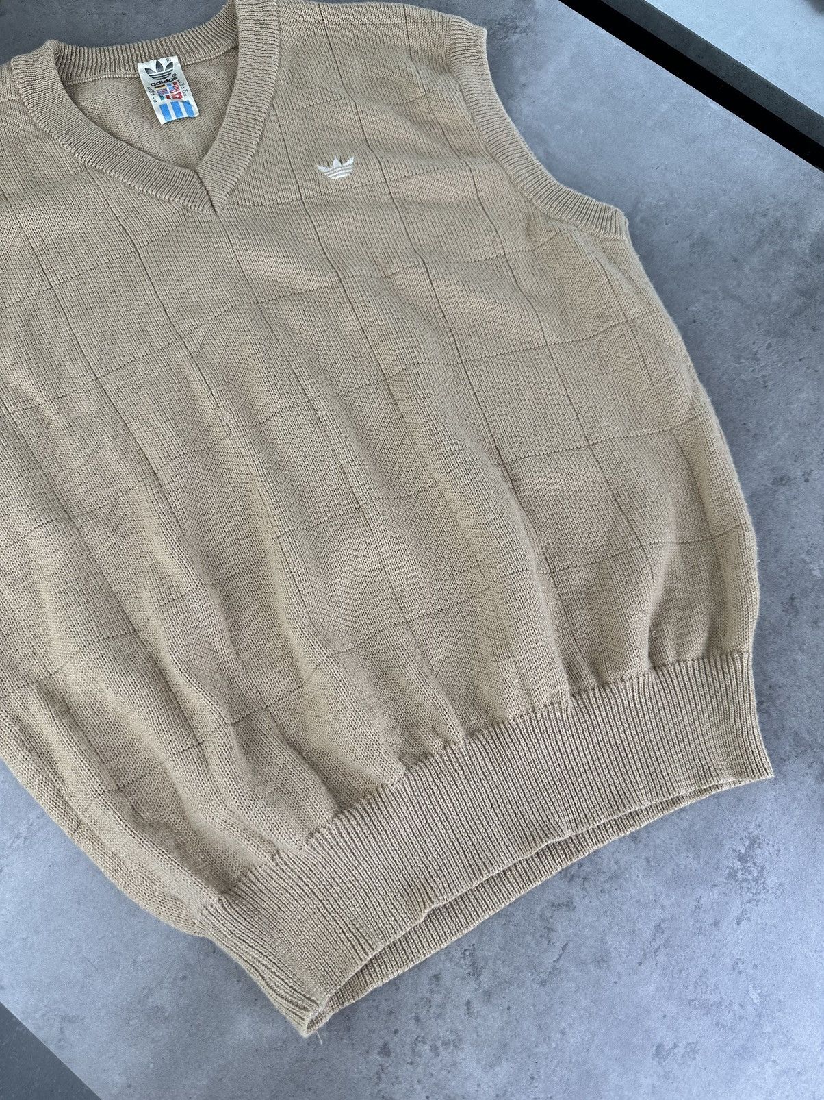 Adidas Adidas Vintage Vest Size US M / EU 48-50 / 2 - 5 Thumbnail