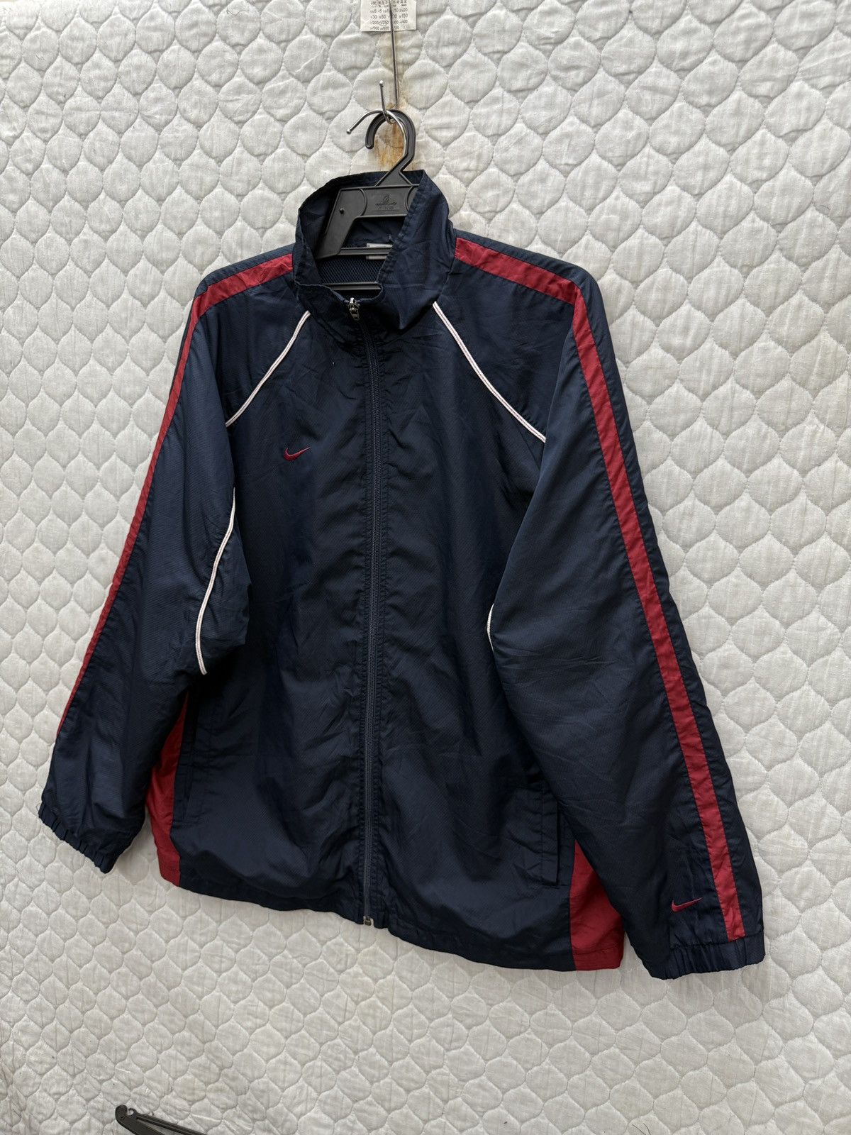 Nike 🔥🔥🔥ARCHIVE NIKE LIGHT JACKET Size US XL / EU 56 / 4 - 2 Thumbnail