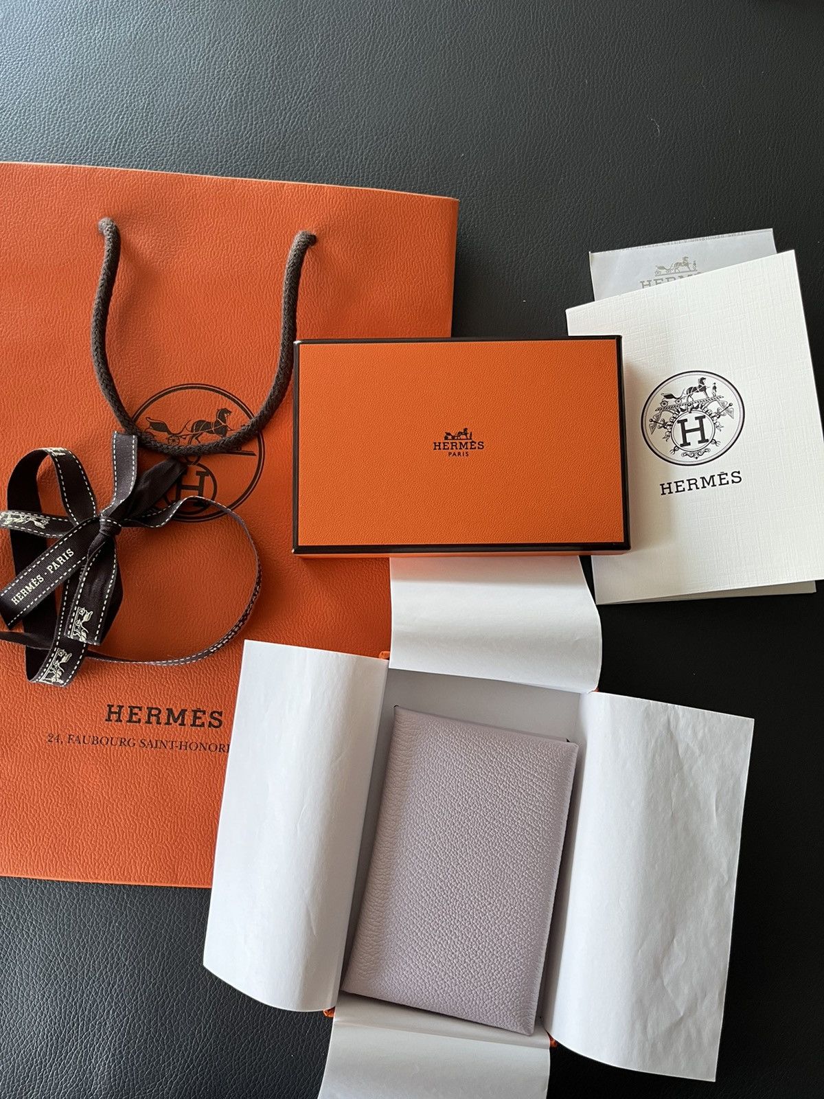 Hermes Hermes Brand New Calvi Mauve Pale Chèvre Mysore Leather Size ONE SIZE - 1 Thumbnail