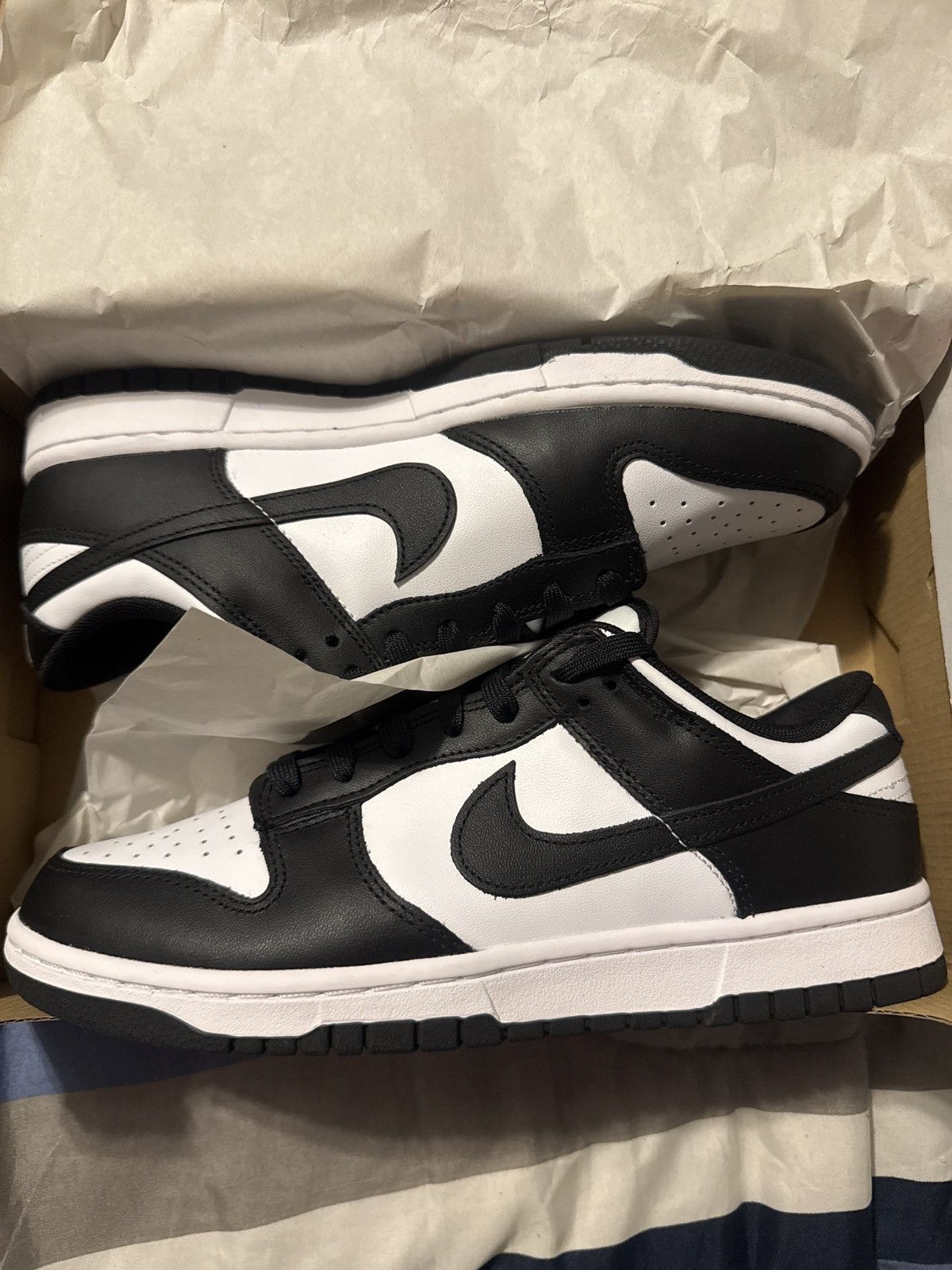 Nike Nike Dunk Low Panda Size US 9 / EU 42 - 1 Thumbnail