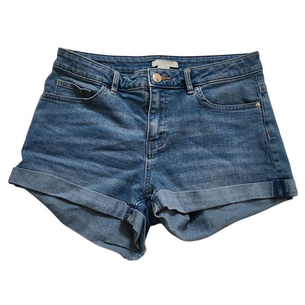 H&M H&M Women's Size 6 Rolled Cuff Shorts Size 28" / US 6 / IT 42 - 1 Thumbnail