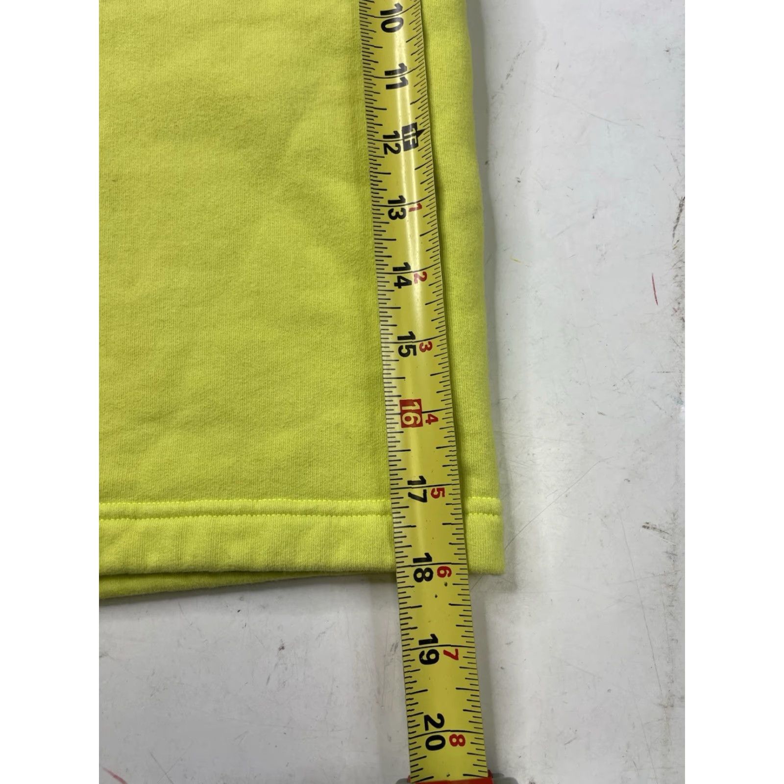 Lululemon Lululemon Loungeful Shorts High-Rise 6" Electric Lemon Fleece Athleisure Size 10 Women Yellow 6 In Inseam Athletic Women's Shorts Size 32" / US 10 / IT 46 - 4 Thumbnail