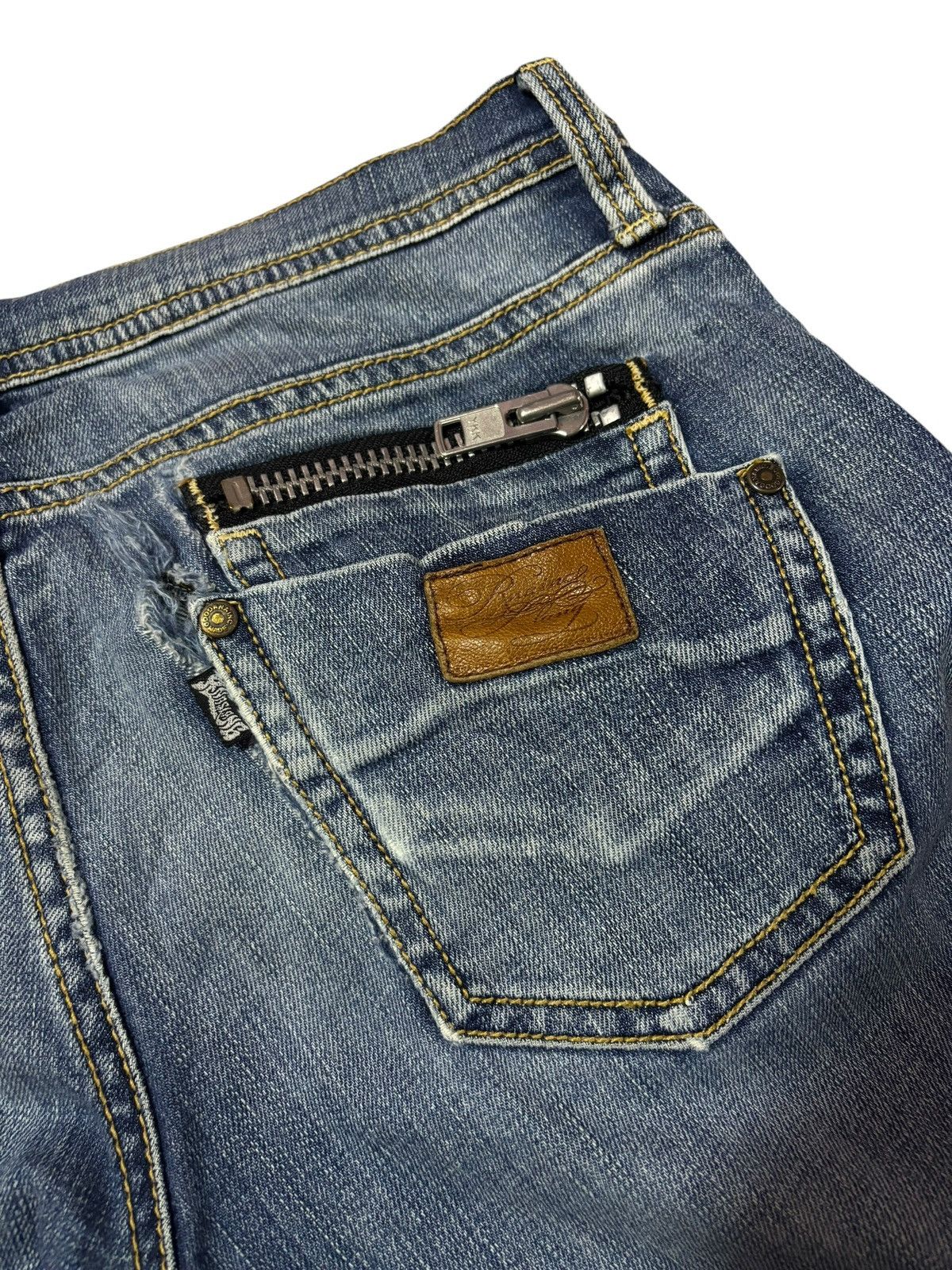 Japanese Brand Vtg RNA Inc Japan Bondage Distressed Jeans Size 30" / US 8 / IT 44 - 8 Thumbnail