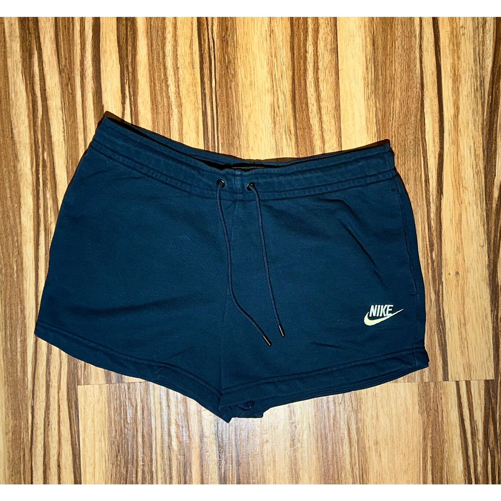 Nike Navy Blue Nike Shorts Size Small Size 25" / US 0 / IT 36 - 1 Thumbnail