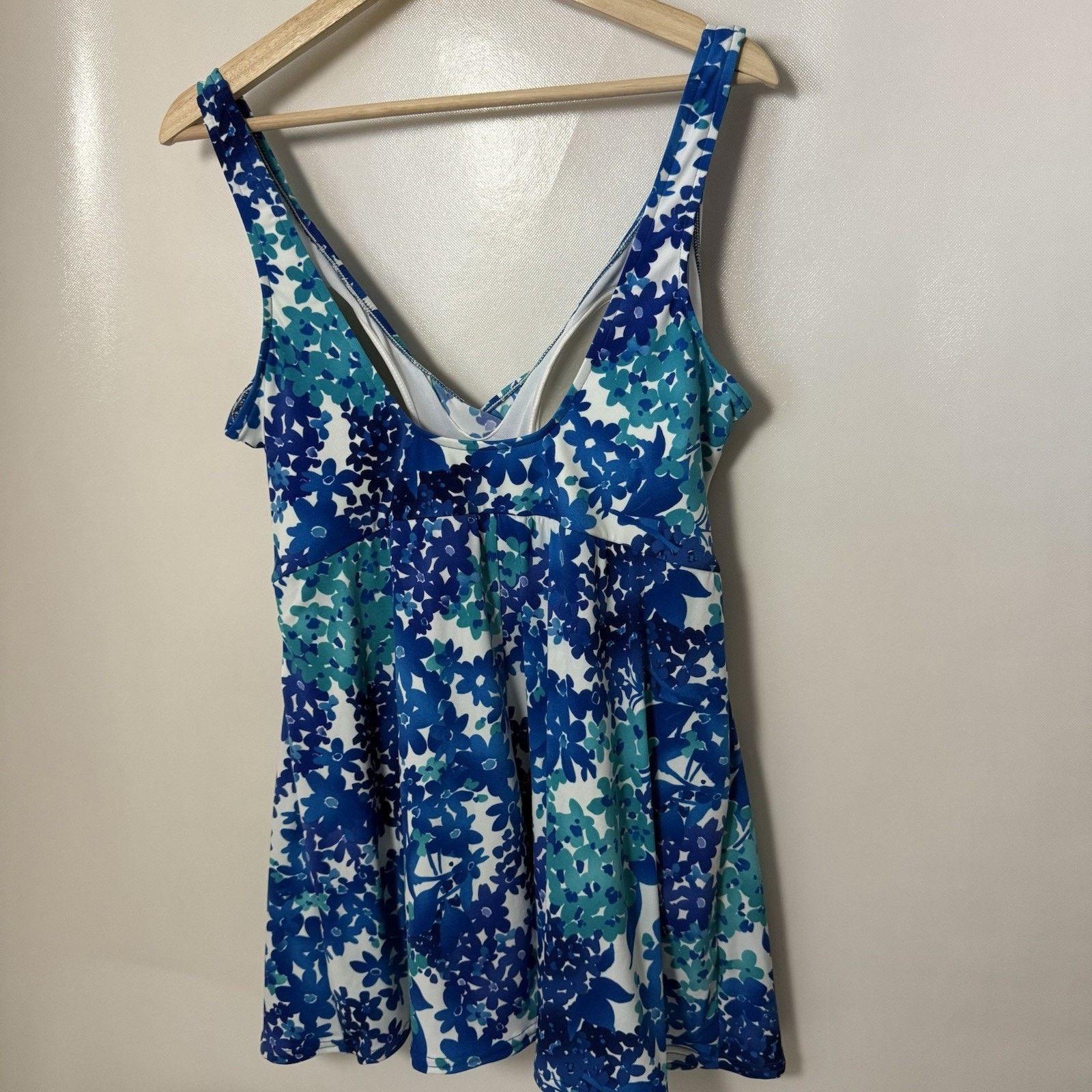 Catalina Suddenly Slim By Catalina Swimsuit Floral Dress Pool Resort Size XL / US 12-14 / IT 48-50 - 2 Thumbnail